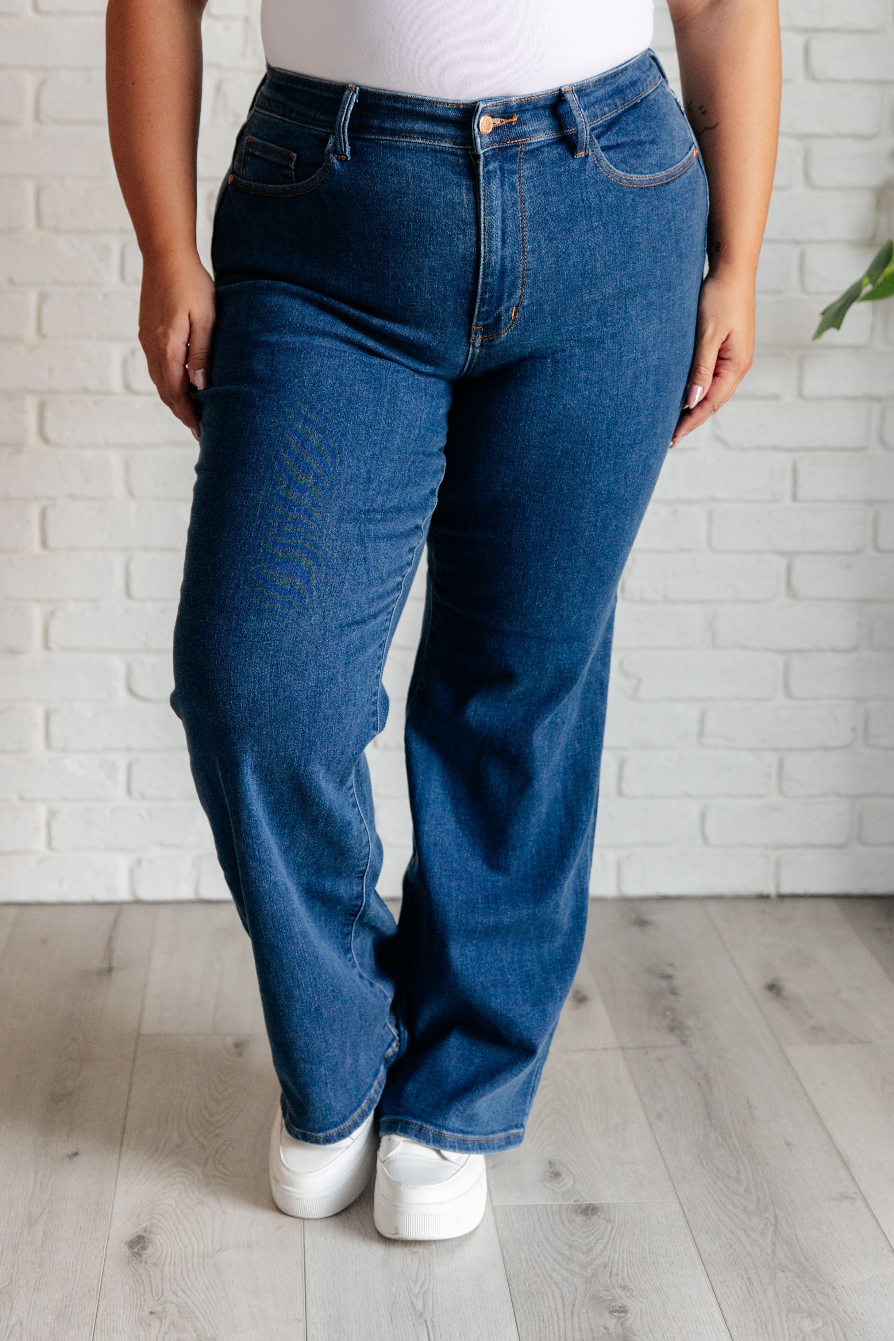 Vintage High Rise Wide Leg Jeans for Women - Retro 90s Hazel Wash Denim Pants - Perfect for Casual Outfits, Boho Style & Everyday Wear