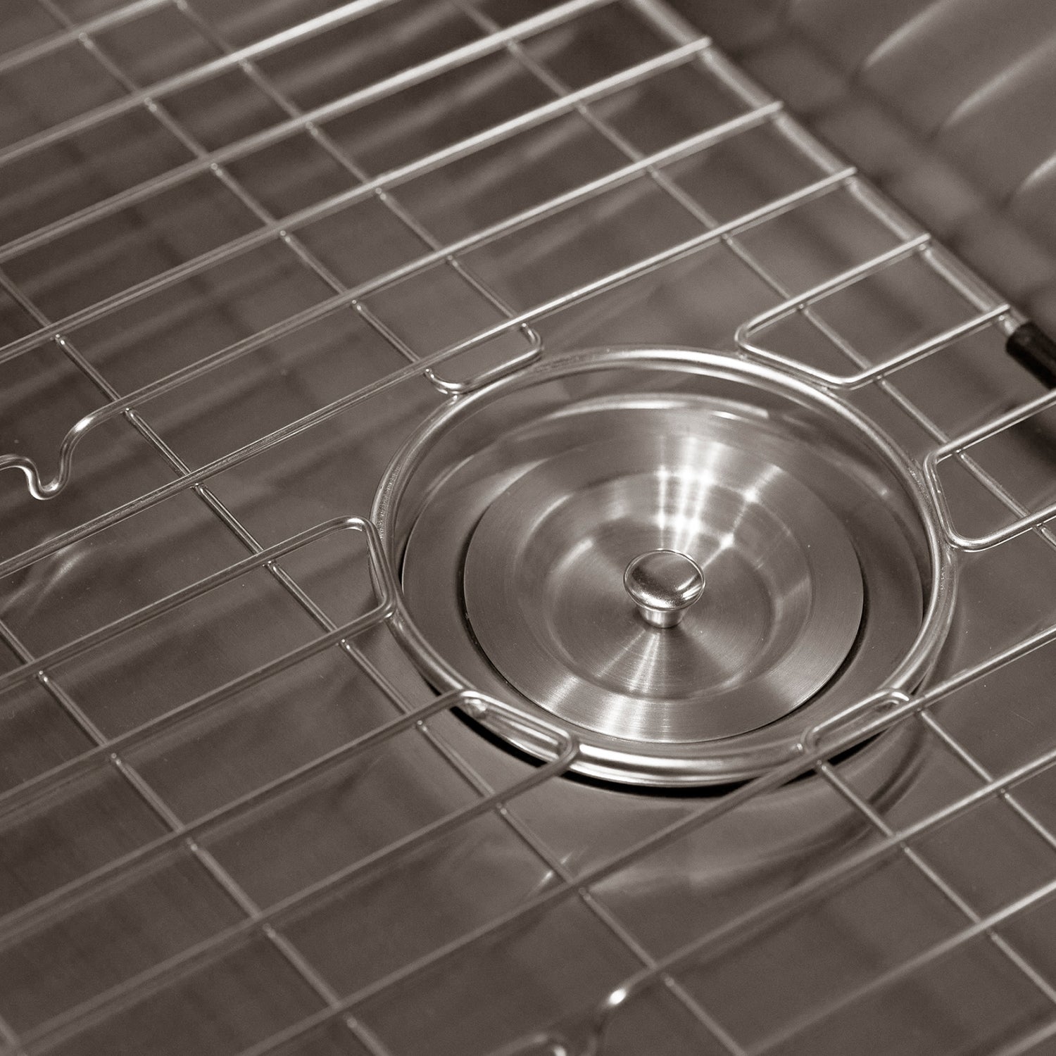 DAX Farmhouse Kitchen Sink 32x20 Inches - 16 Gauge Stainless Steel with Brushed Finish - Undermount or Drop-in Installation - Perfect for Modern Farmhouse & Rustic Kitchen Designs (DAX SQ 3321)