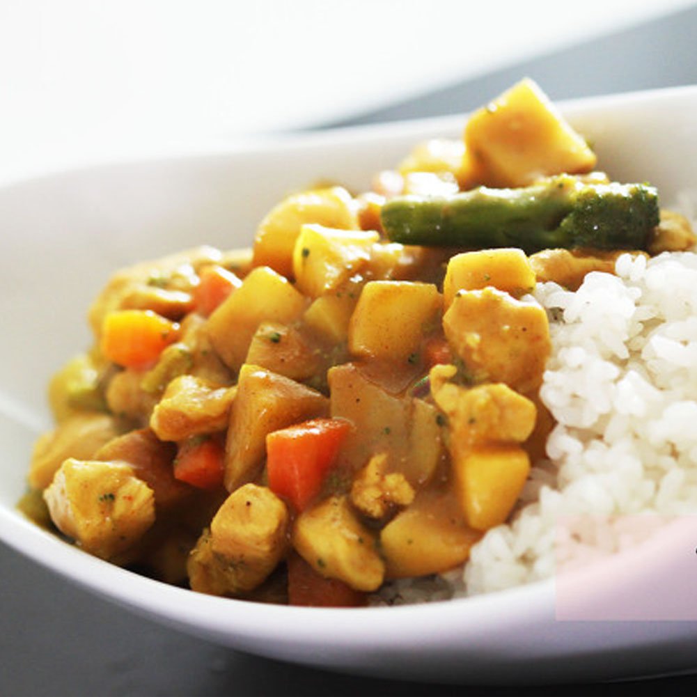 5 Packs S&B Golden Curry Sauce with Vegetables - Hot & Spicy Japanese Curry Mix, 7.4 Oz (210g) Each - Perfect for Home Cooking, Quick Meals & Authentic Japanese Curry Dishes