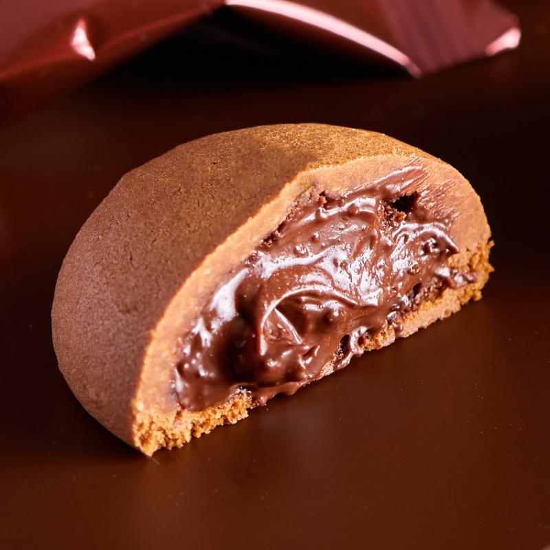 Premium Okashi Goten Chocolate Filled Kokuto Brown Sugar Manju - 8 Piece Japanese Dessert Box | Authentic Wagashi for Tea Time, Gift Giving & Asian Snack Lovers