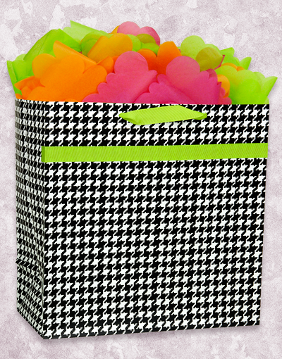 Elegant Black & White Houndstooth Gift Bags for Birthdays, Weddings & Party Favors - Premium Reusable Gift Packaging for Special Occasions
