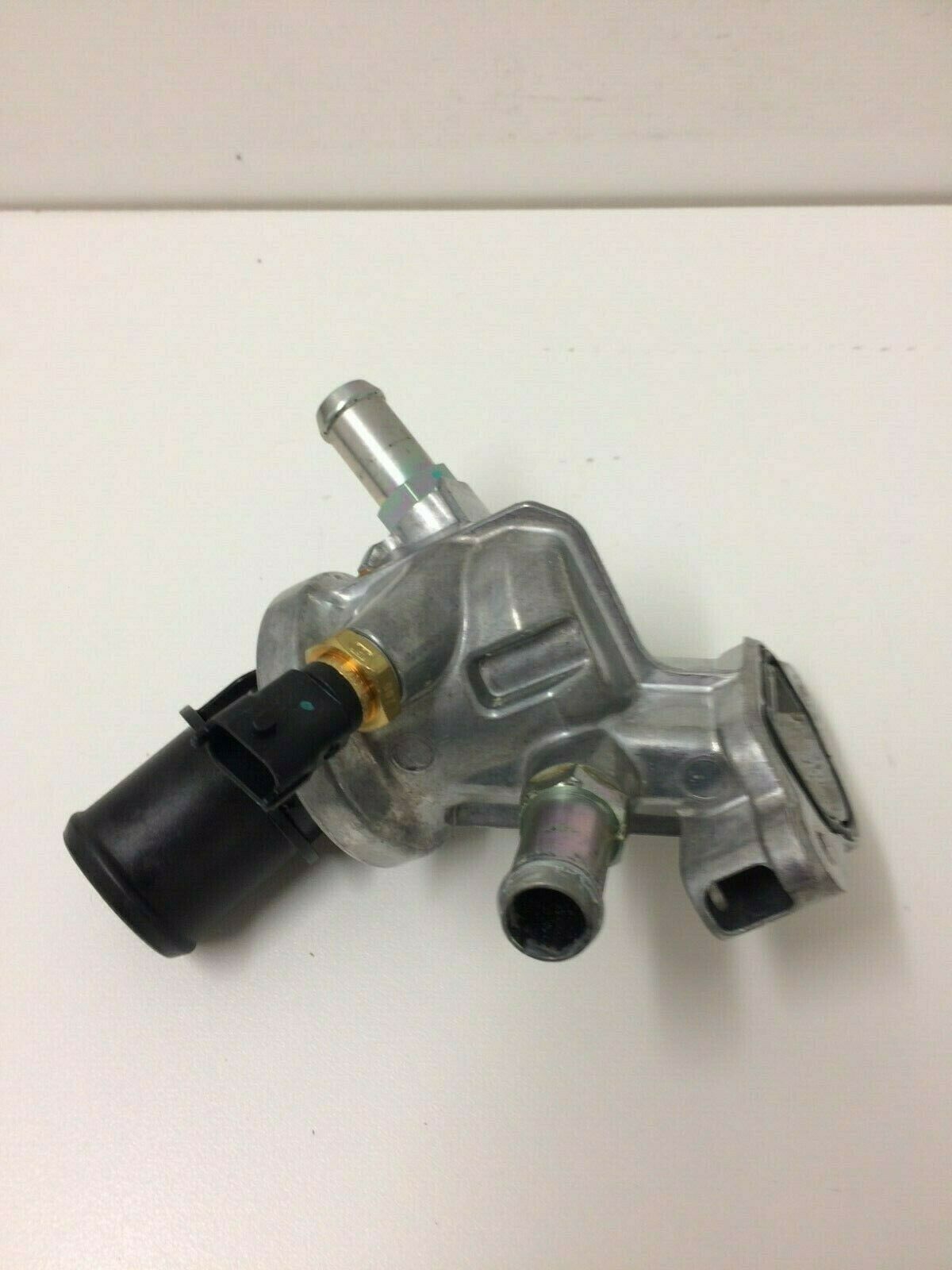 Genuine Holden RG Colorado 2.8L Duramax Thermostat Housing Assembly - Replacement Part for Engine Cooling System | Perfect for DIY Repairs & Maintenance