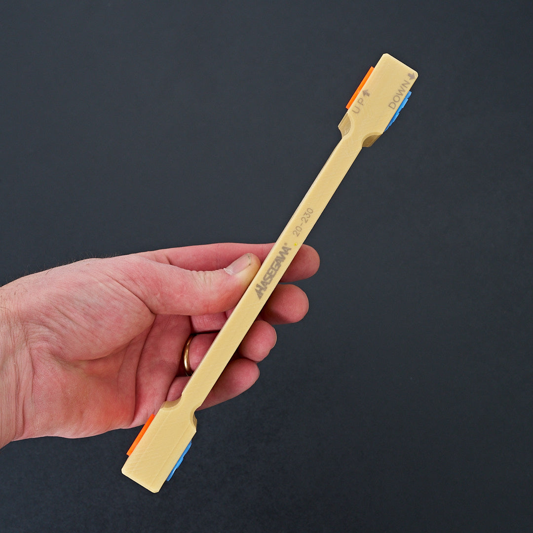 Premium Hasegawa Cutting Board Lifter - Non-Slip Grip for Secure Handling - Ideal for Kitchen, Restaurant & Food Prep Use