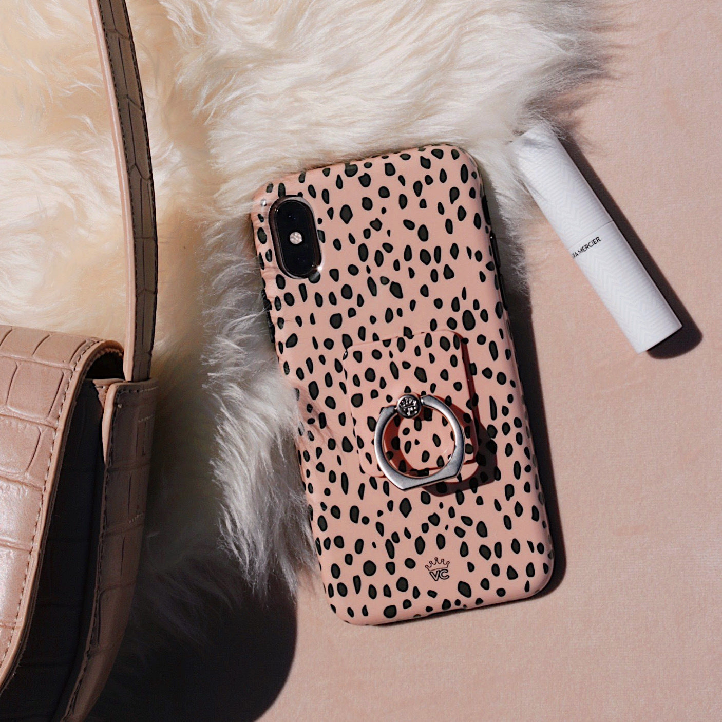 Spotted Nude Cheetah Print iPhone Case - Slim Protective Cover for iPhone 13/14/15 Pro Max - Fashionable Animal Print Design for Women & Girls - Perfect for Daily Use, Travel, and Gift Giving