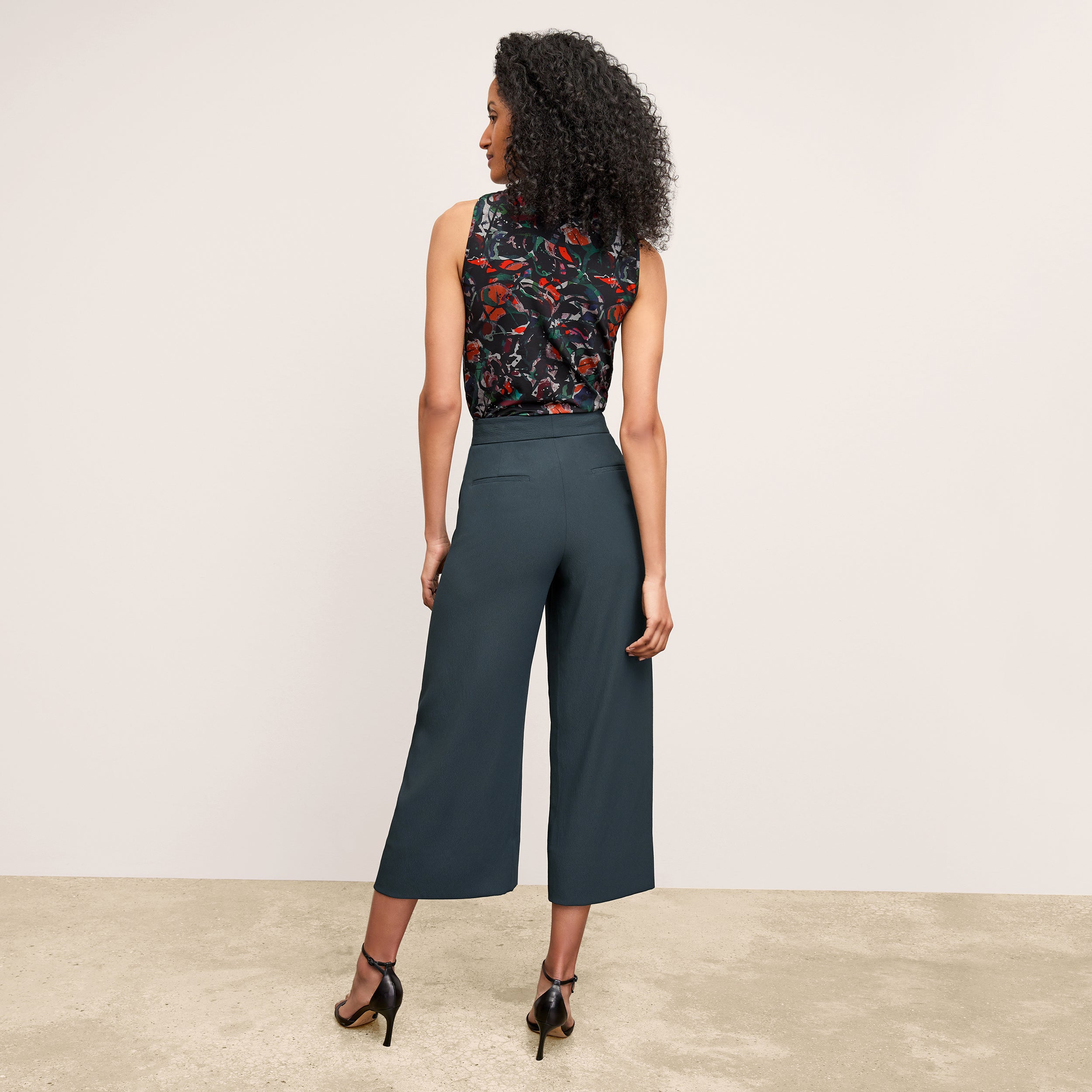 Eco-Friendly Heavy Soft Wave Culottes - Comfortable and Stylish Women's Pants for Casual Wear, Office, and Beach Outings