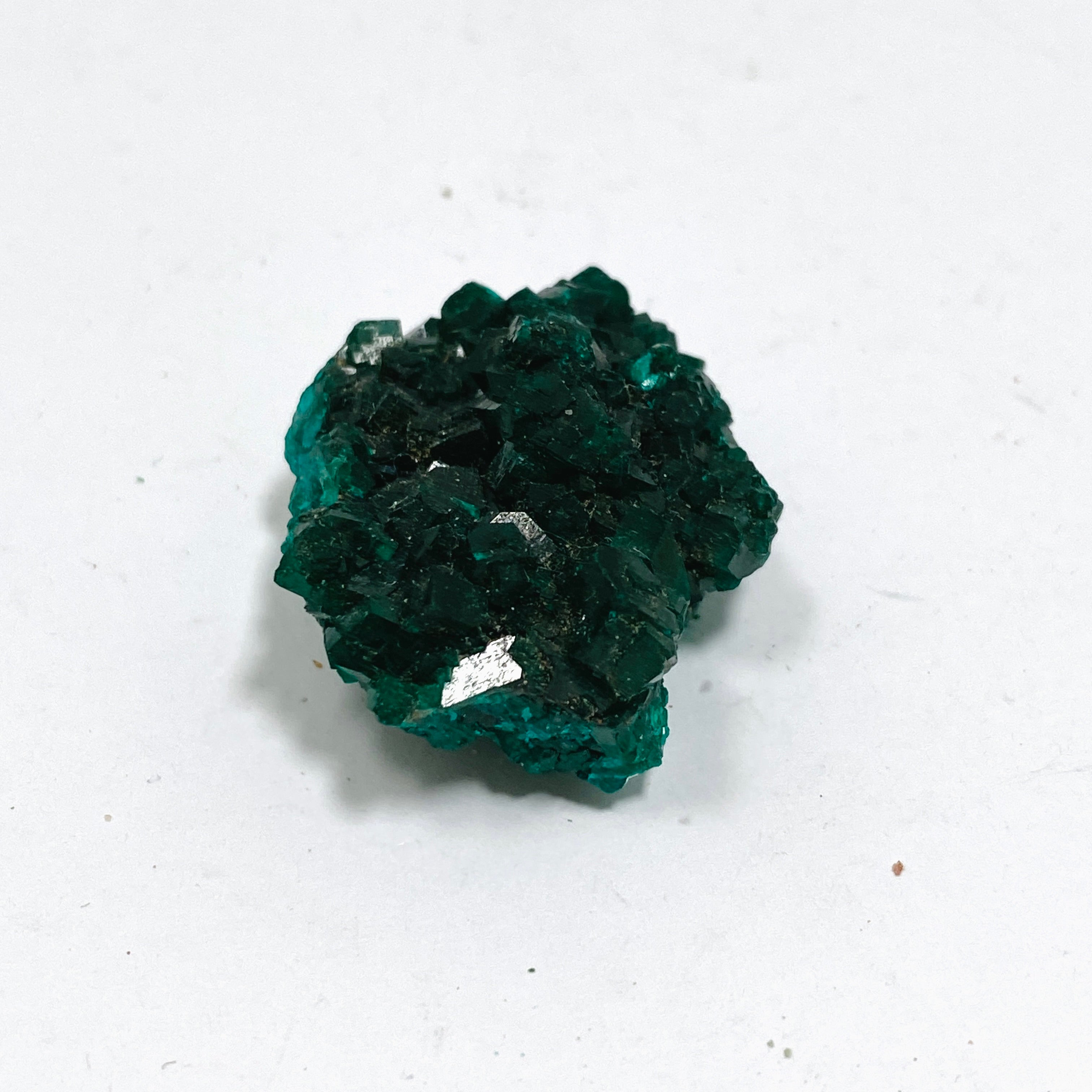 Natural Dioptase Crystal Specimen - Rare Green Mineral Collection for Healing & Meditation - Perfect for Home Decor, Jewelry Making & Spiritual Practices