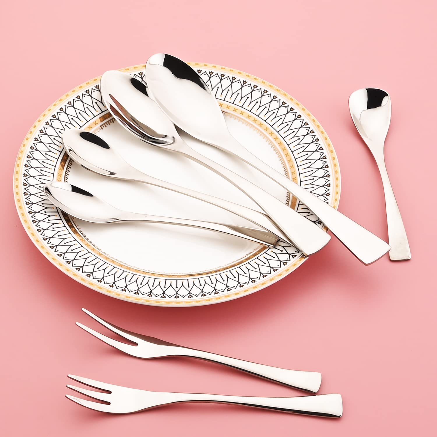 Gugrida 4-Piece SUS 304 Stainless Steel Two-Prong Forks Set - Silver Dessert Forks for Fruit, Cake, Appetizers, Cheese & Charcuterie Boards - Perfect for Parties, Weddings & Elegant Dining