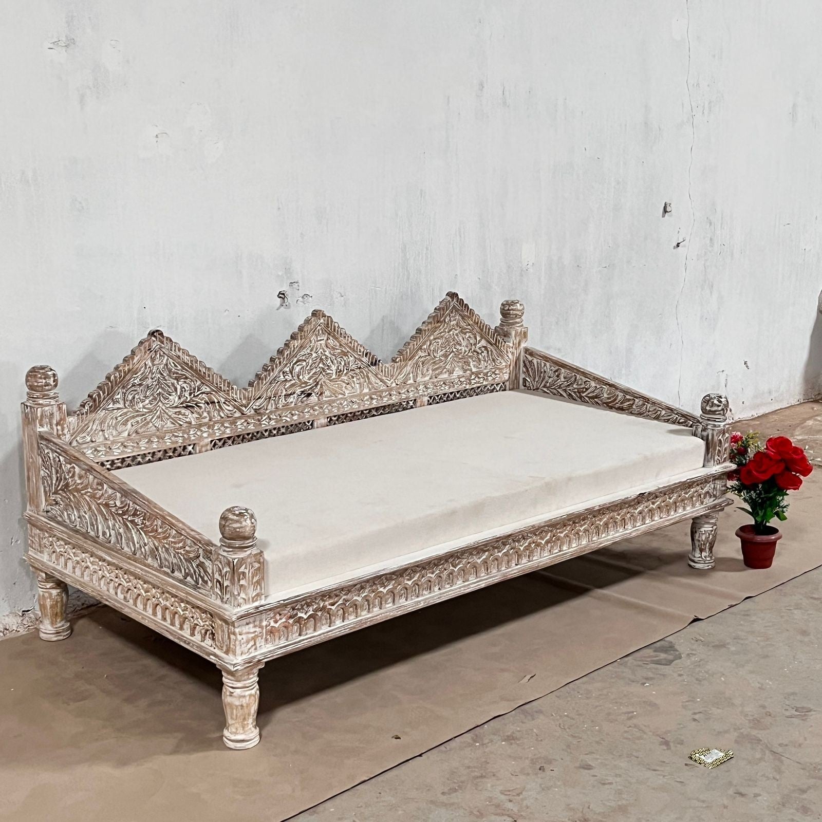 Hand Carved Indian Solid Hardwood Rustic White 3-Seater Daybed Sofa - Perfect for Living Room, Patio, or Bedroom Relaxation
