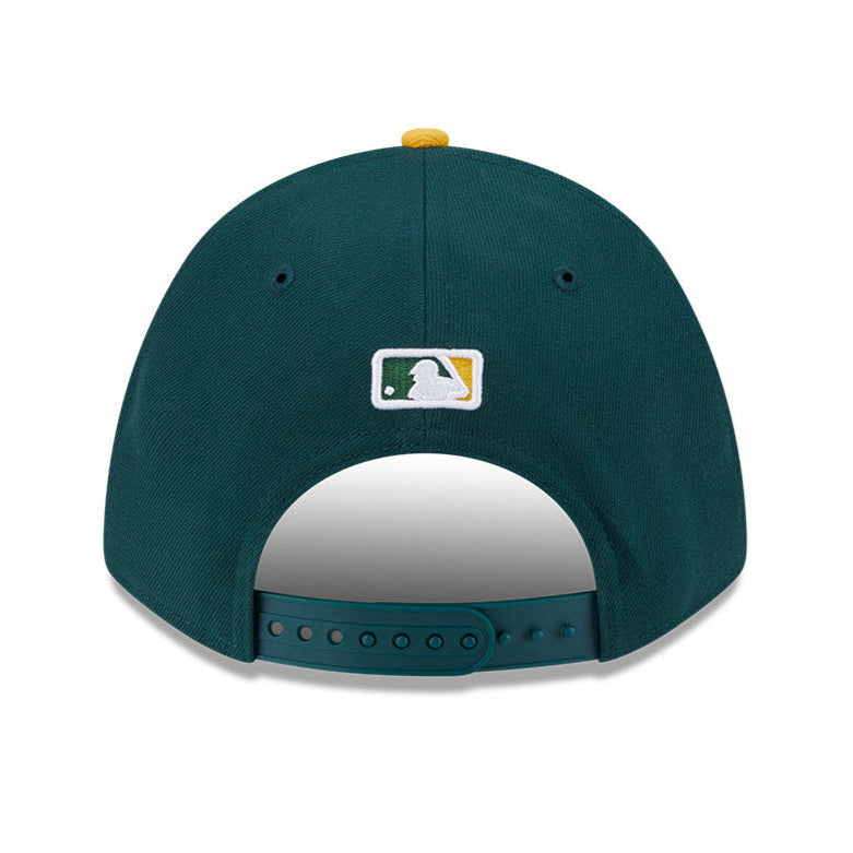 New Era 9Forty M Crown Oakland Athletics Snapback Baseball Cap - Green & Gold Team Logo Adjustable Hat for Men & Women - Perfect for Games, Fan Gear & Streetwear Fashion