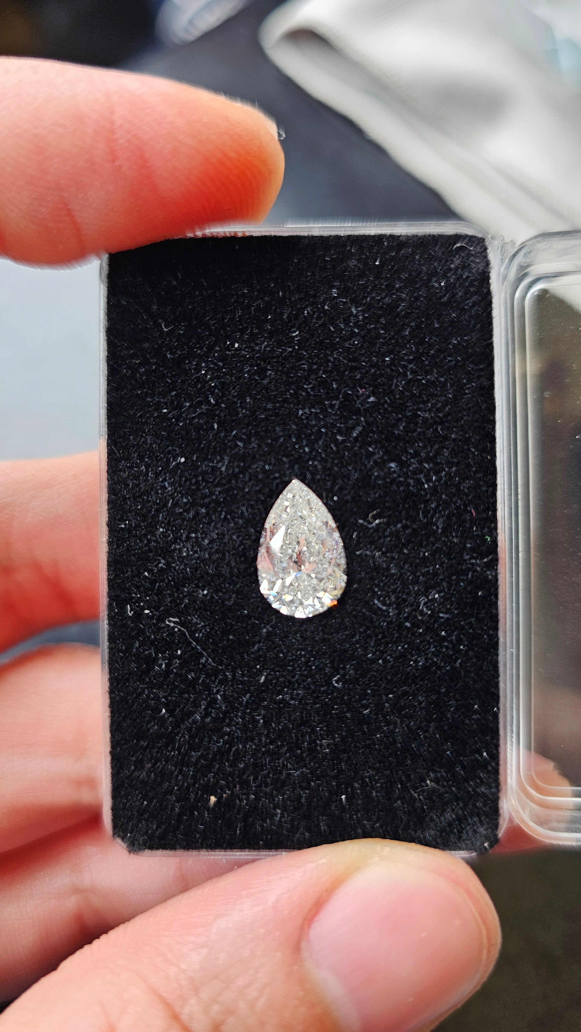3.01ct K SI2 I1 Pear Shape Natural Diamond - Elegant Engagement Ring & Wedding Jewelry for Women