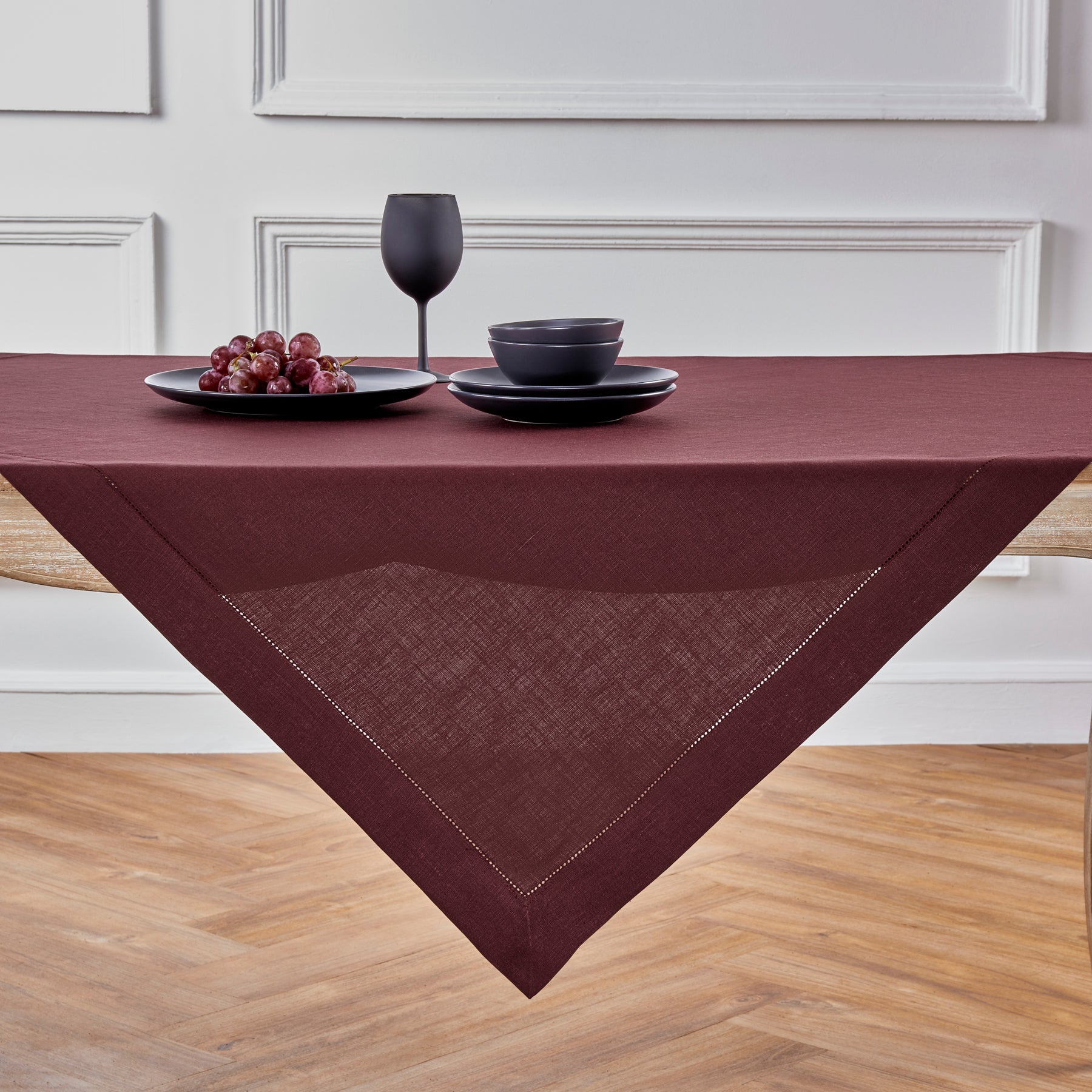 Classic Hemstitch Table Throw - Elegant Linen Table Runner for Dining Room Decor, Wedding & Holiday Table Settings