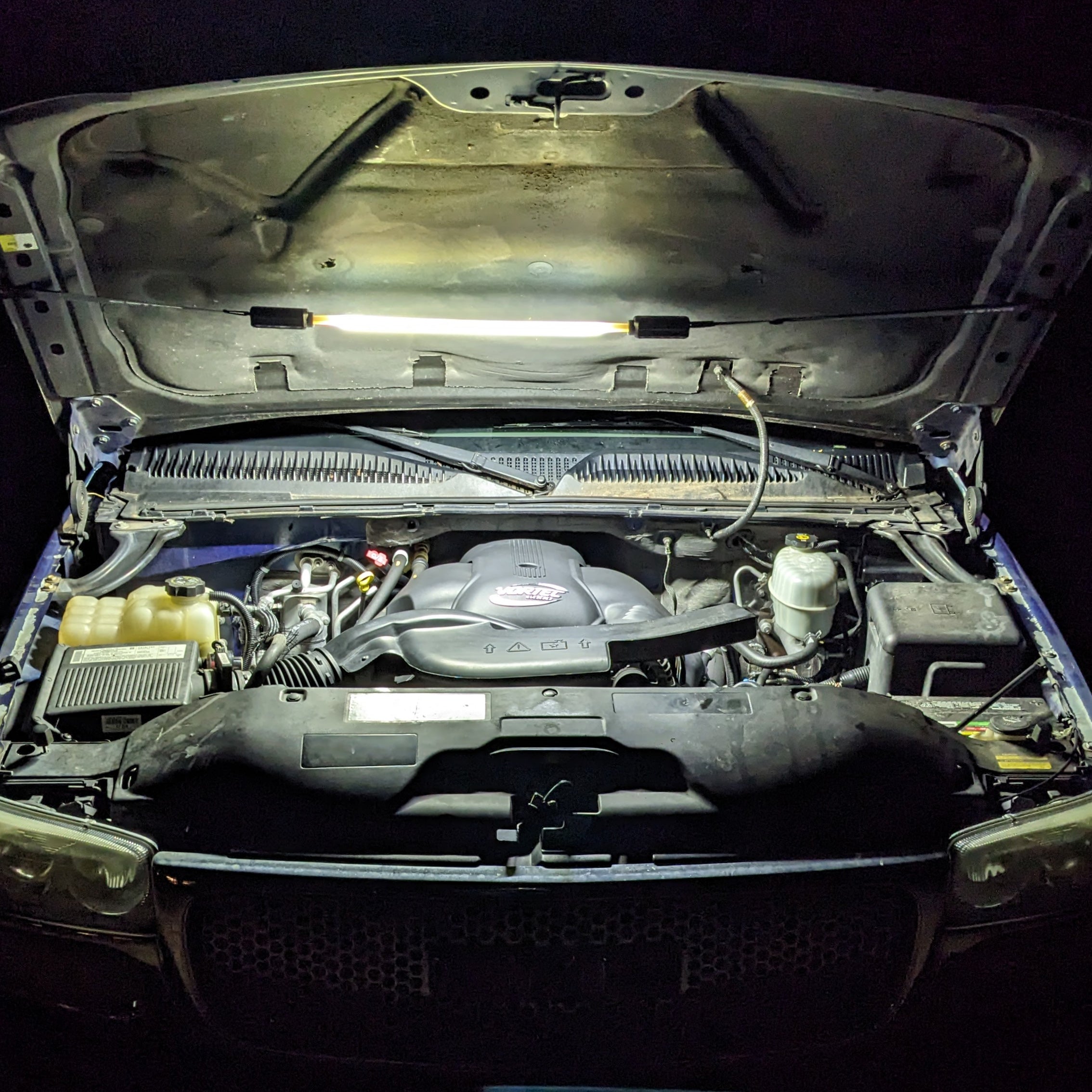 FLEXIT Under Hood Light - Flexible LED Work Light for Mechanics & Auto Repair - Perfect for Car Maintenance, Engine Diagnostics & DIY Garage Projects