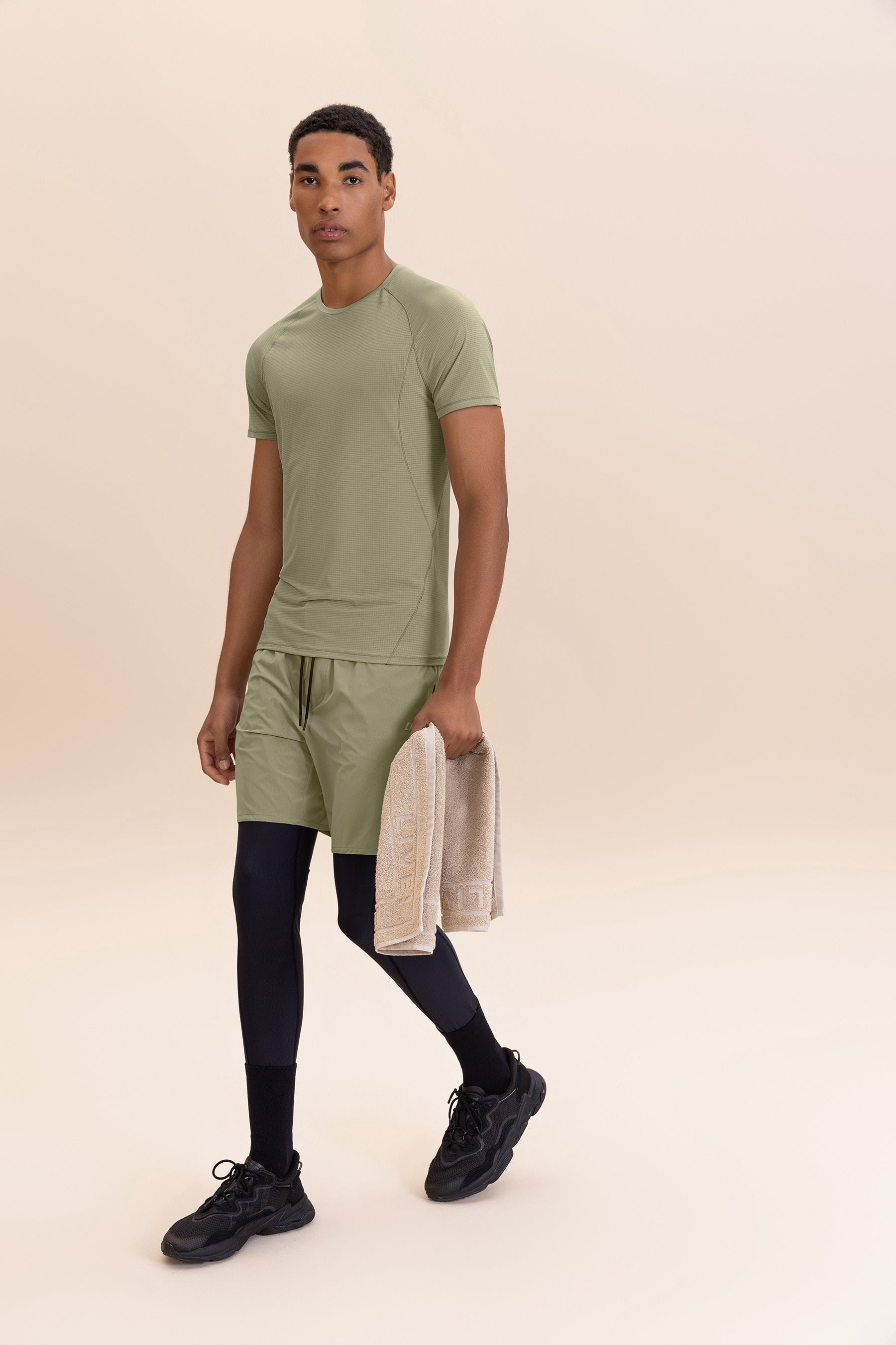 Fit Curve Air Move® Performance T-Shirt - Moisture Wicking & Breathable for Workouts & Active Lifestyle