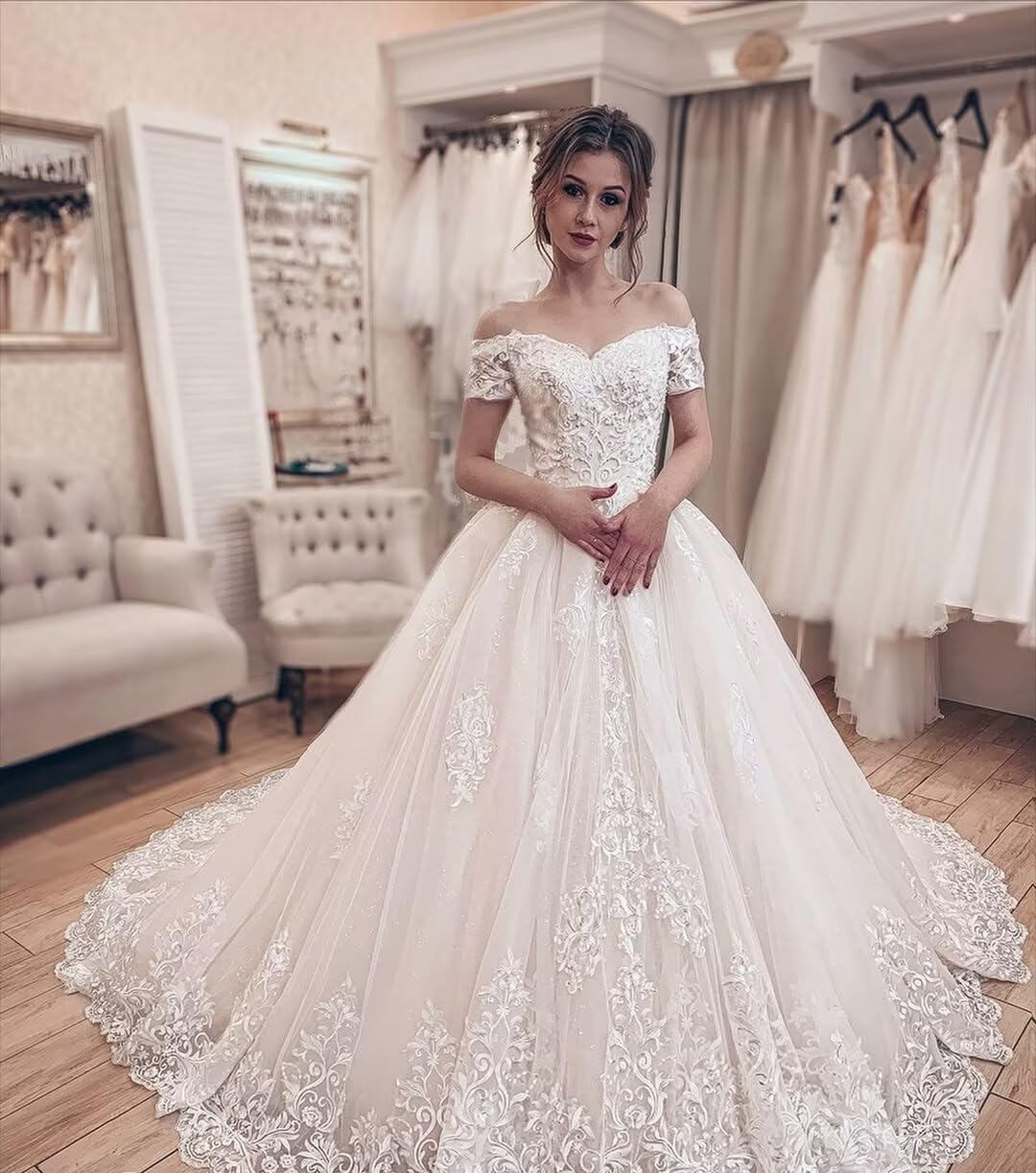 Elegant Off-the-Shoulder Wedding Dress for Bride - Princess A-Line Lace Bridal Gown with Sweetheart Neckline & Tulle Skirt | Perfect for Beach, Church, or Garden Weddings