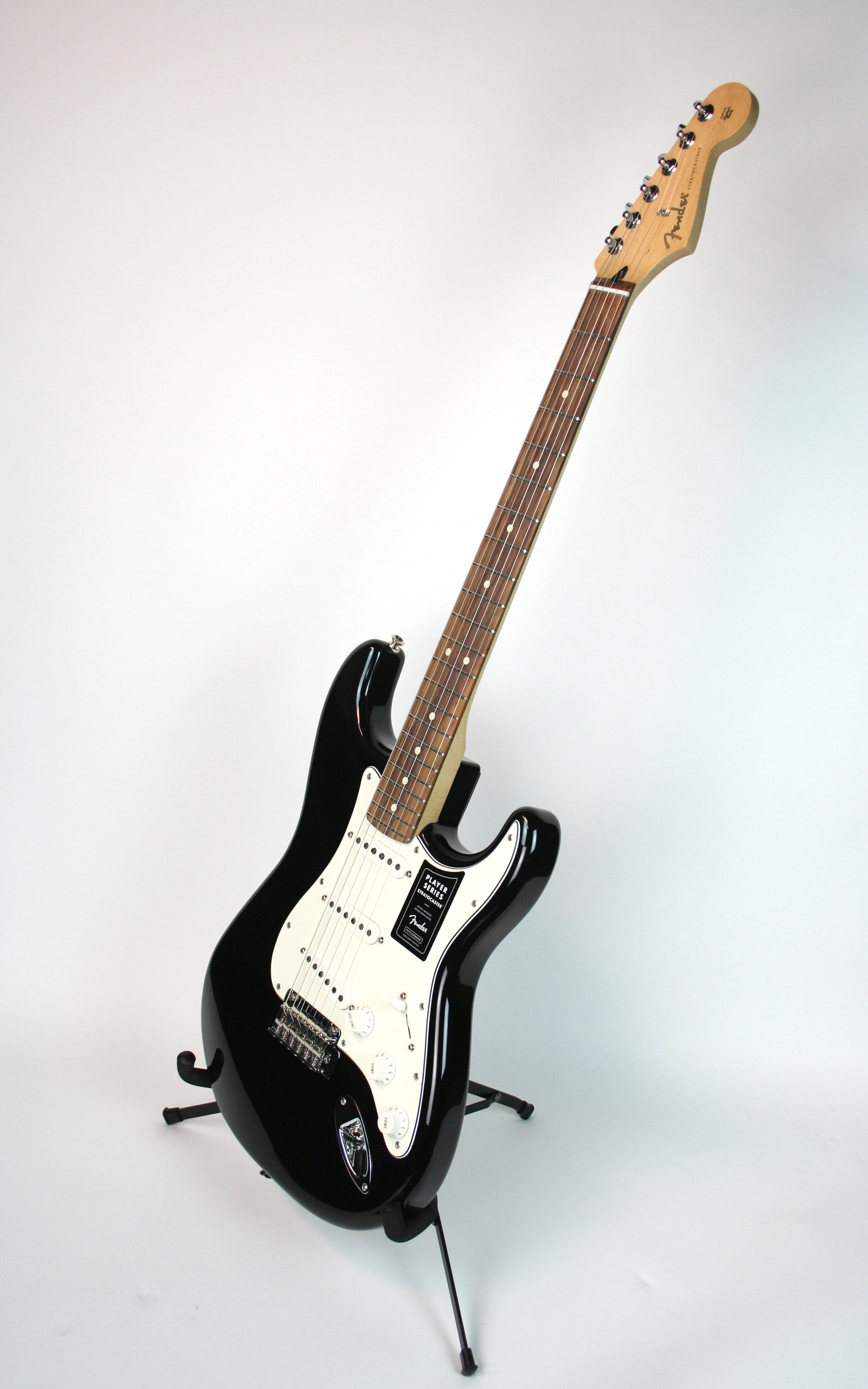 Fender Player Stratocaster PF Electric Guitar Bundle with Mustang LT25 Amplifier - Perfect for Beginners, Home Practice & Live Performances