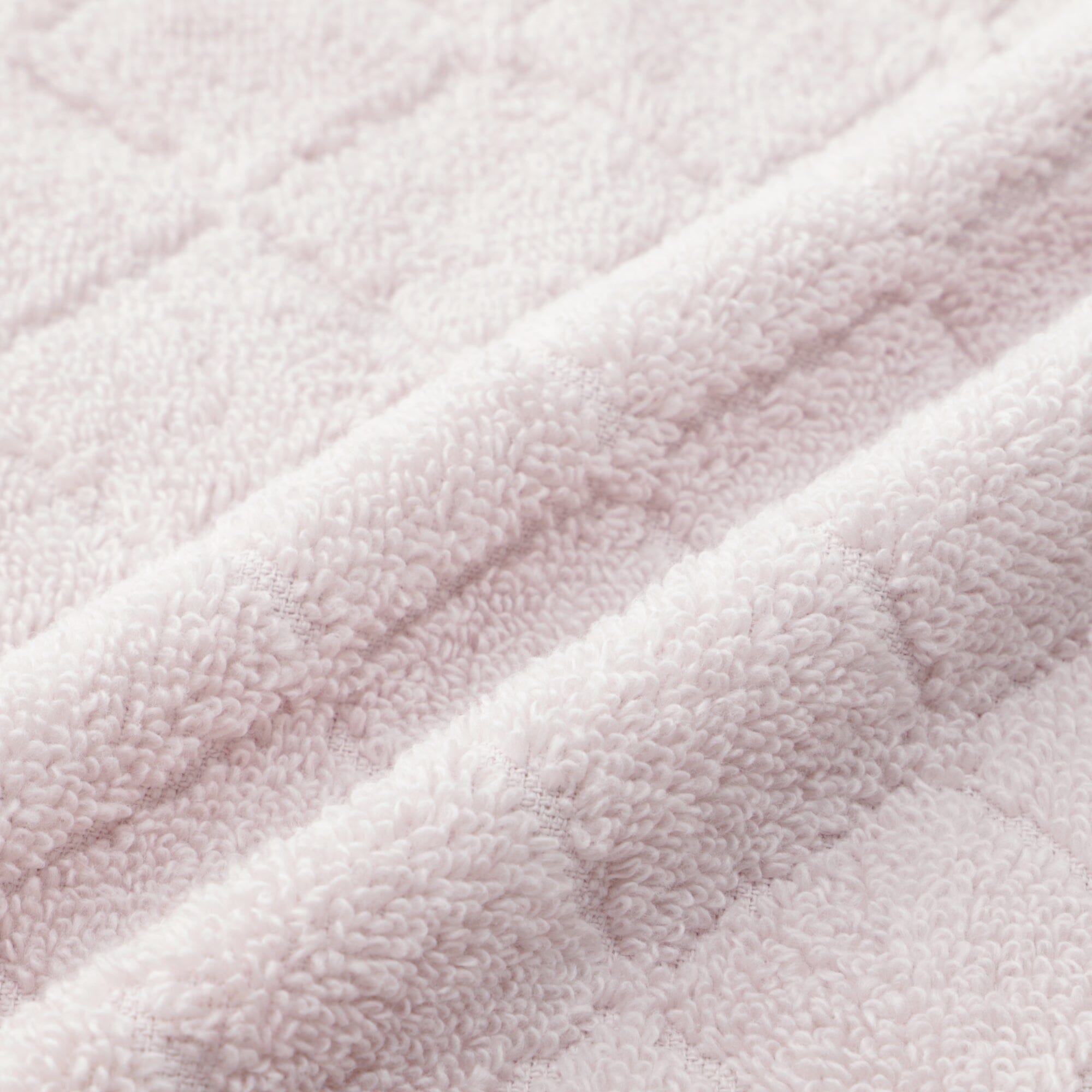 Antibacterial & Deodorizing Scallop Edge Face Towel - Soft & Absorbent Pink Bath Towel for Skincare, Travel & Gym Use