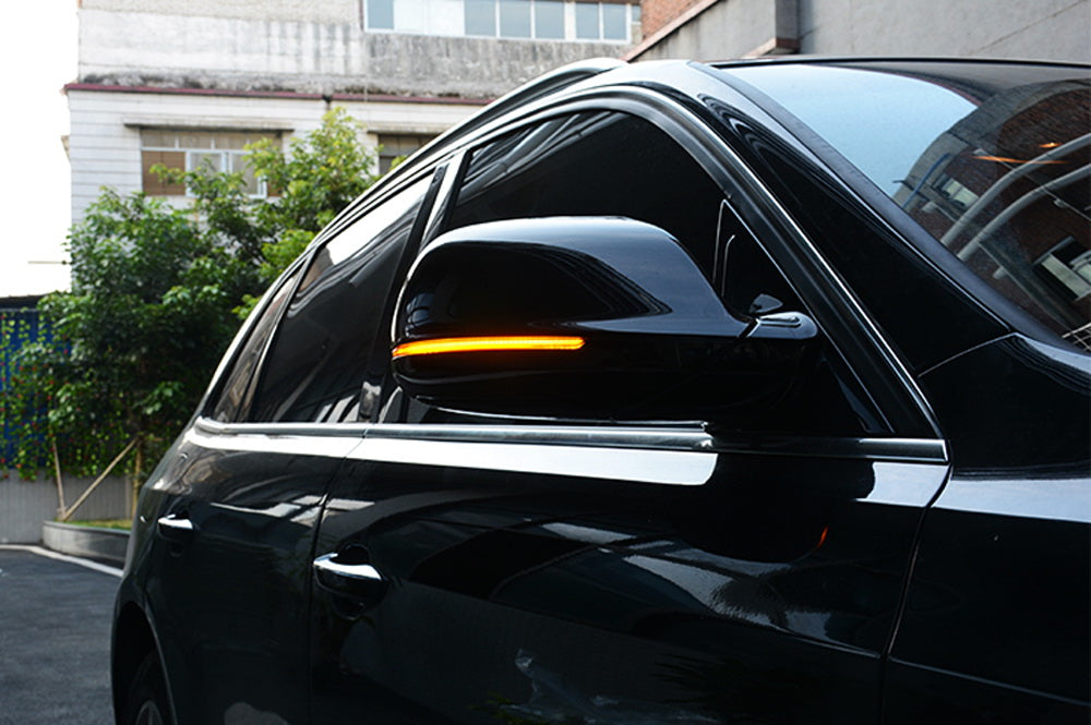 Dynamic Sequential LED Side Mirror Turn Signal Light for 2017-2023 Audi Q7 - Enhanced Safety & Style for Night Driving & Custom Car Modifications