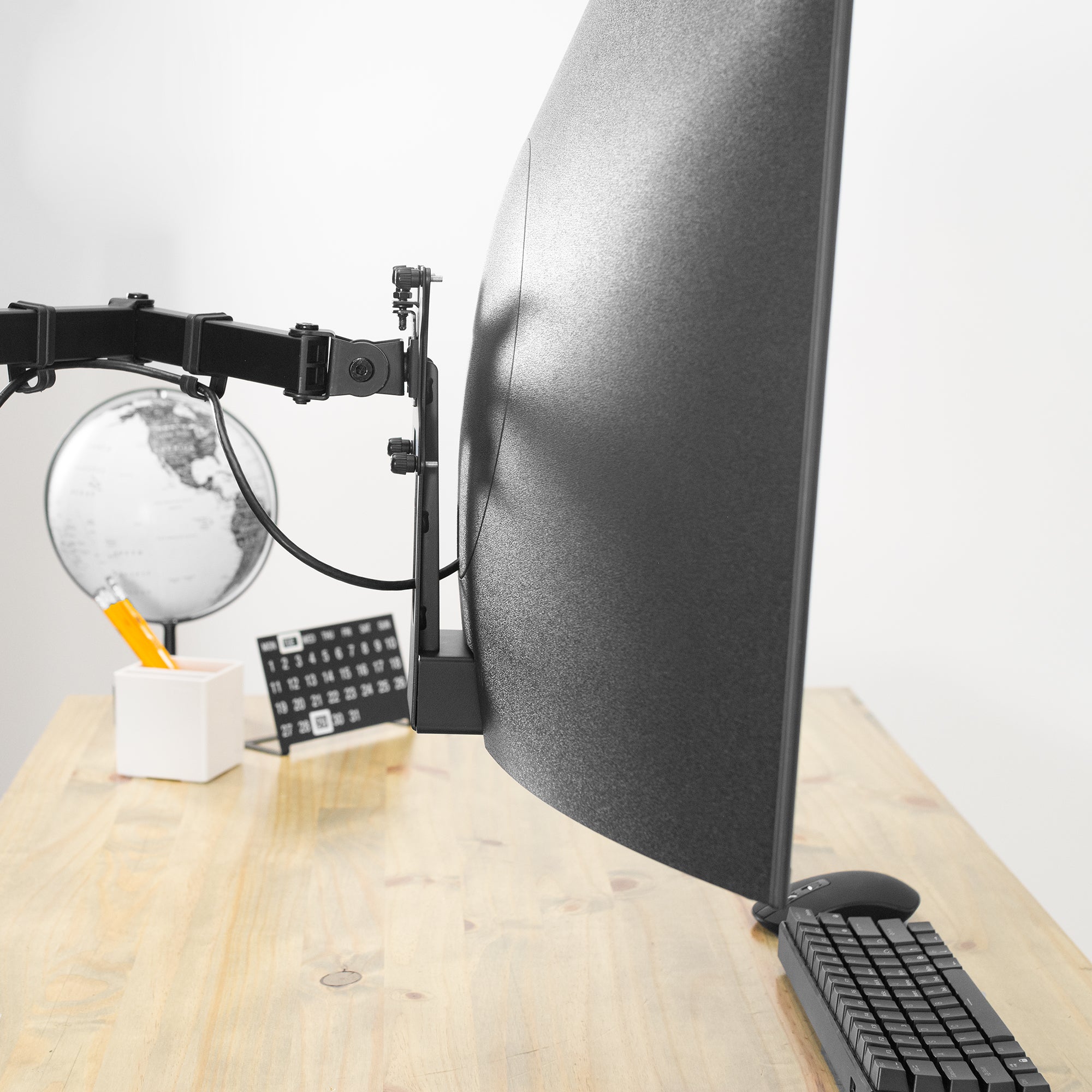 VESA Mount Adapter for Samsung Monitors - 75x75/100x100mm Bracket for Wall Mounting - Perfect for Home Office & Gaming Setup