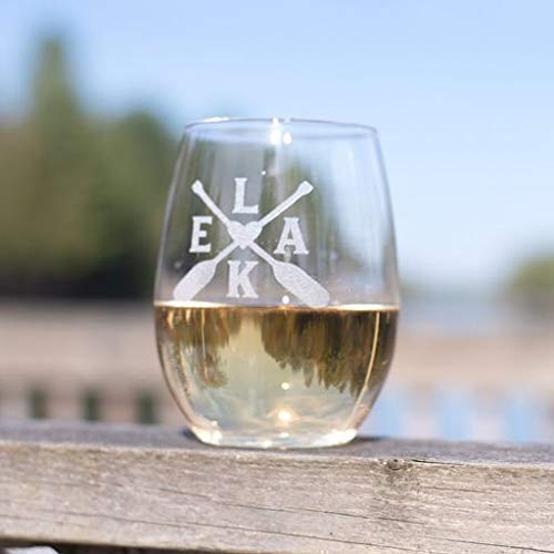 Lake House Wine Glasses Set of 4 - Rustic Cabin Decor for Lake House - Unique Housewarming Gift for New Homeowners - Perfect for Lakeside Dinners & Cabin Entertaining
