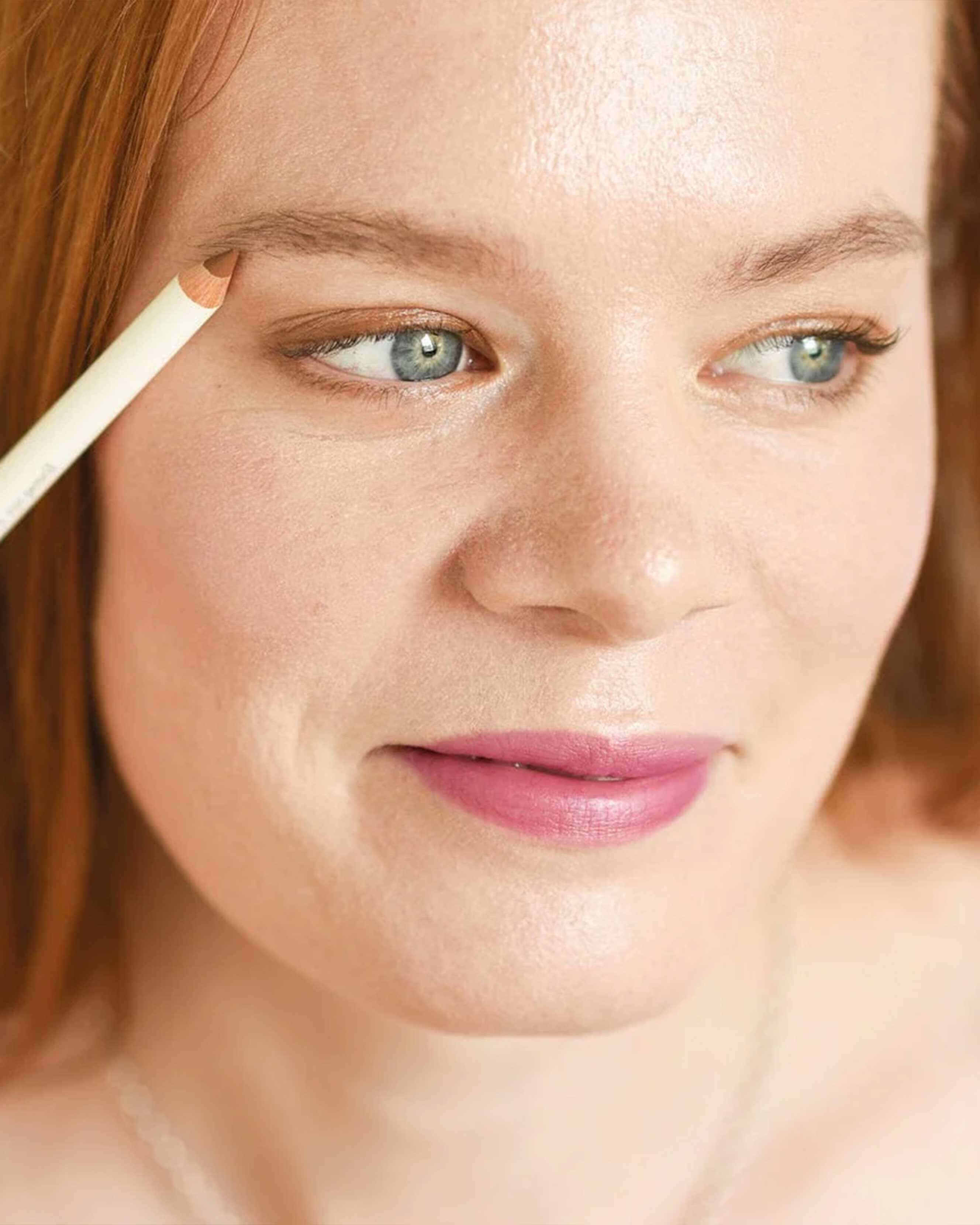 Natural Jojoba Oil Eye Pencil - Hypoallergenic Eyeliner for Sensitive Eyes | Perfect for Daily Makeup & Professional Looks
