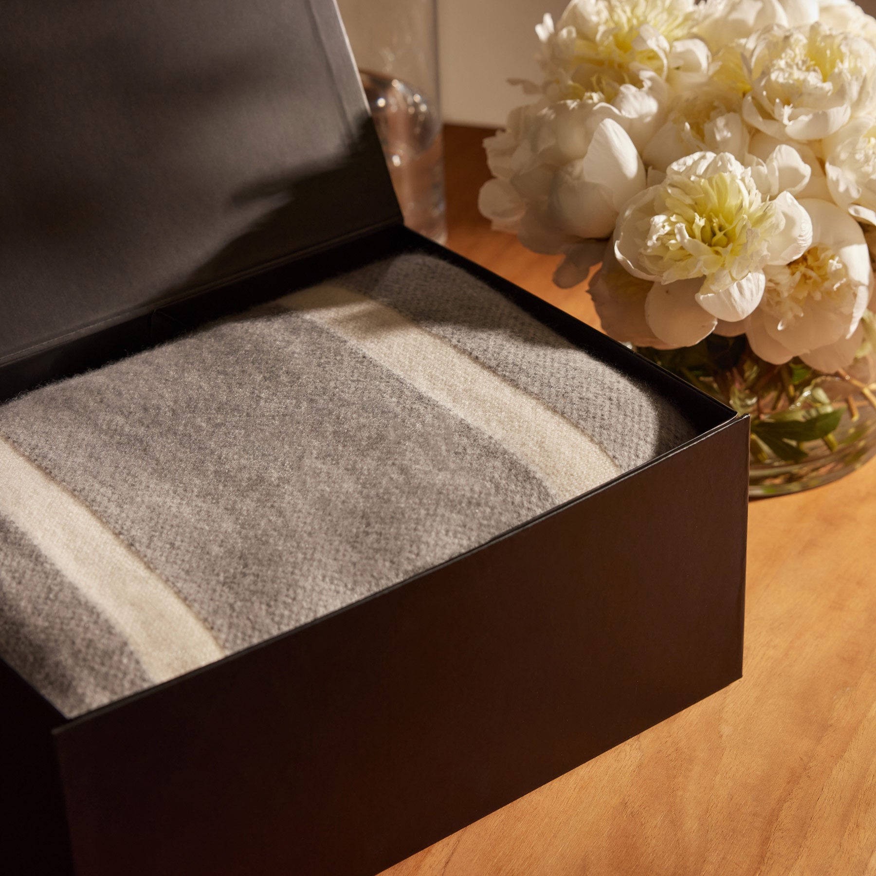 Luxury Baja Cashmere Blanket Gift Set - Ultra Soft Ivory Flannel Throw Blanket for Bed, Sofa & Travel - Perfect Cozy Gift for Women & Home Decor
