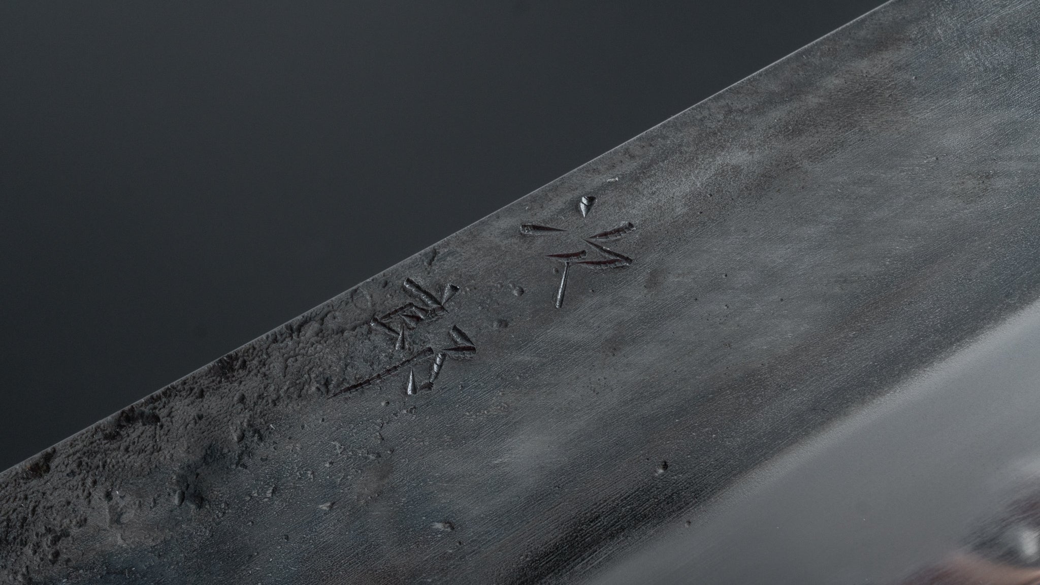 Premium Jiro Tsuchime Wa Gyuto 225mm Japanese Chef Knife with Taihei Tagayasan Handle - Perfect for Sushi, Meat Cutting & Professional Kitchen Use