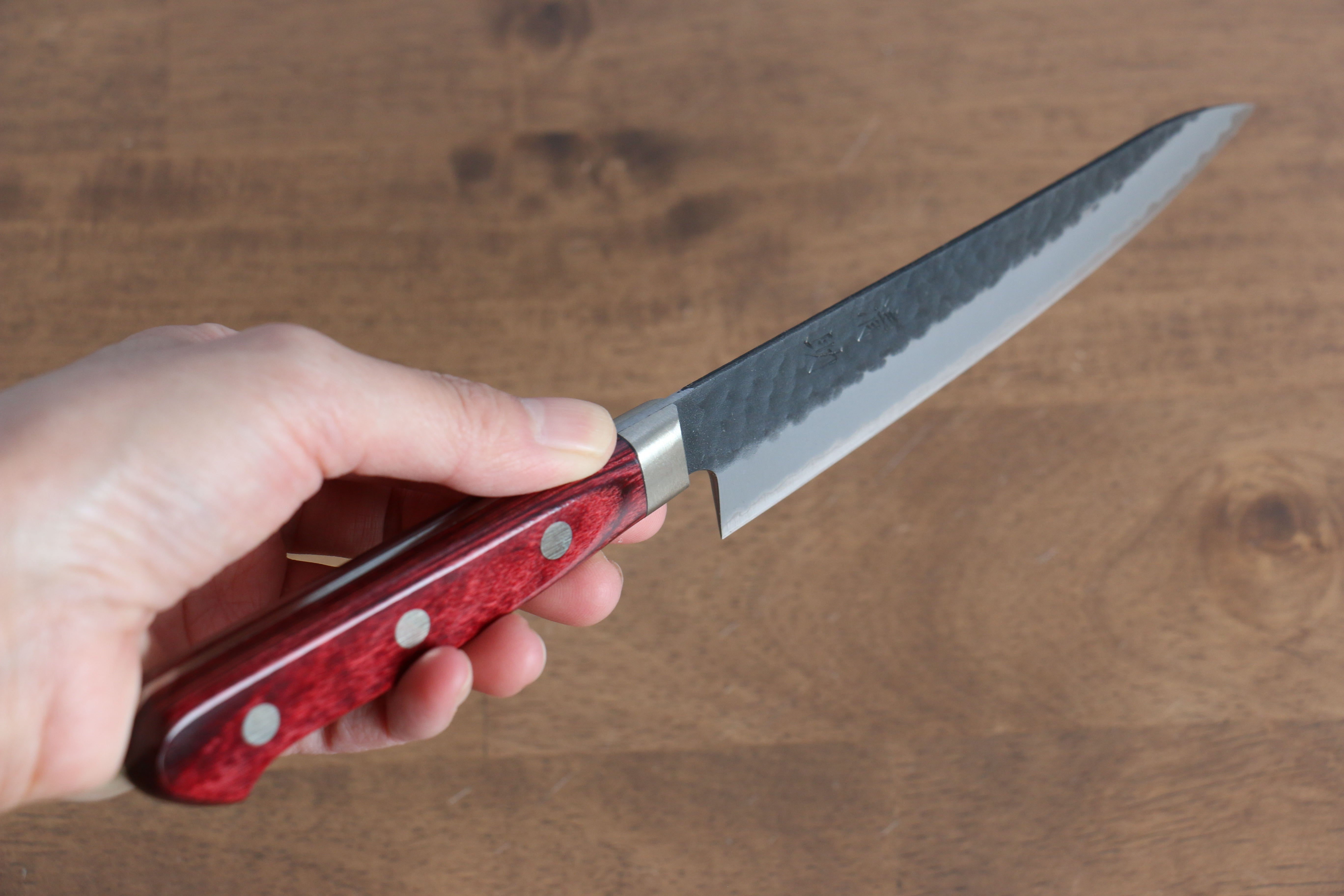 Seisuke Blue Super Hammered Kurouchi Petty Utility Knife 135mm - Red Pakka Wood Handle - Perfect for Slicing, Peeling & Precision Kitchen Tasks