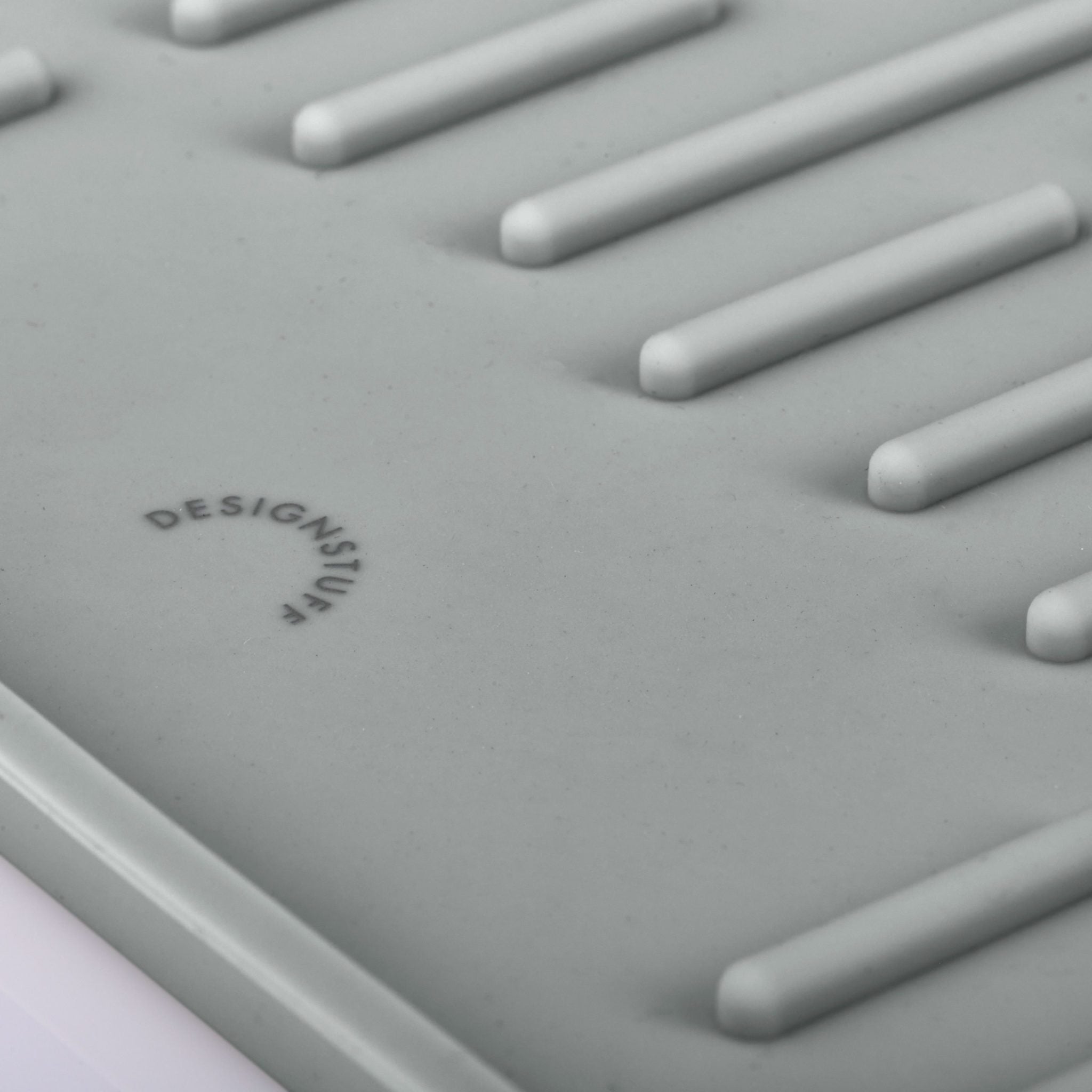 DESIGNSTUFF Large Foldable Silicone Drying Mat with Drainage Hole - Light Grey | Perfect for Dish Drying, Countertop Protection & Kitchen Organization
