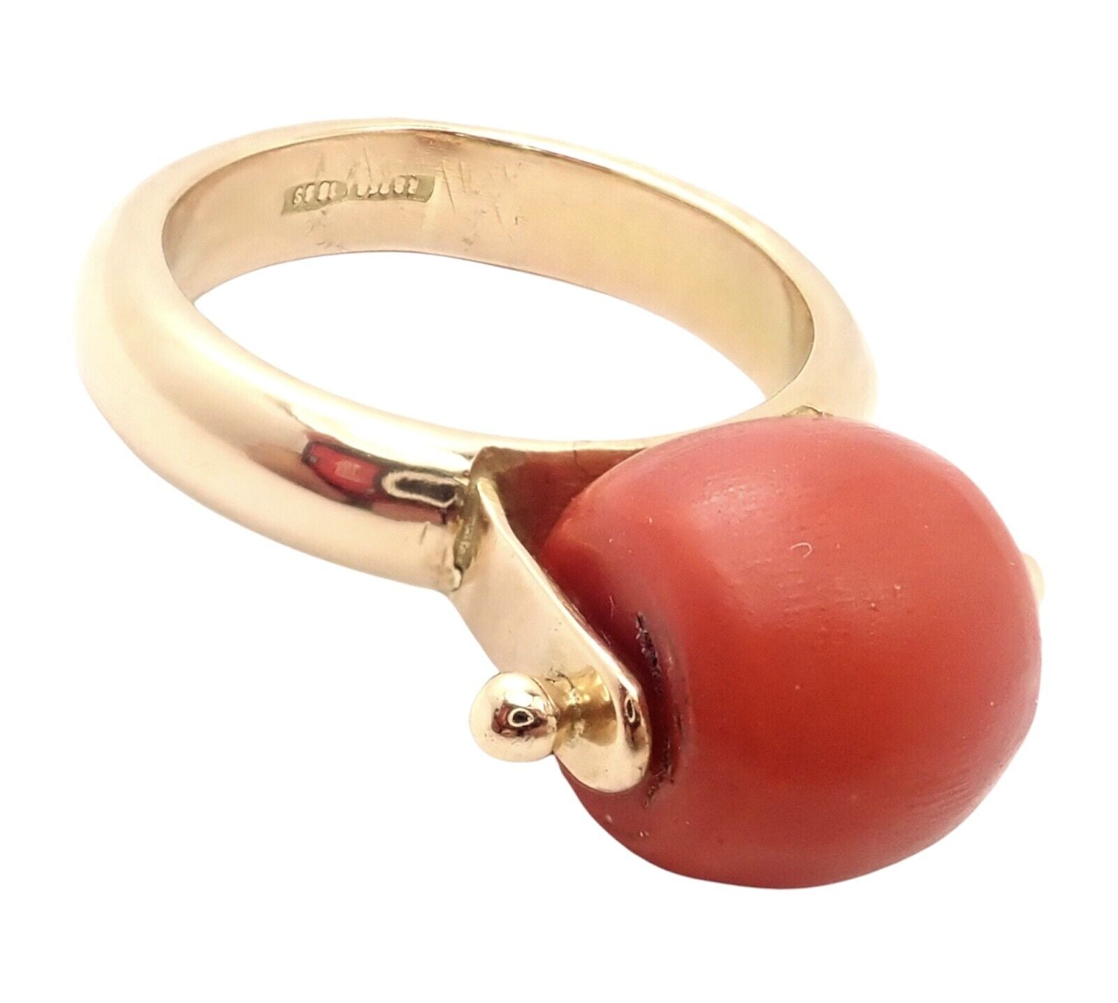 Vintage 18k Yellow Gold Spinning Red Coral Ring - Antique Estate Jewelry for Women - Perfect for Weddings, Parties & Special Occasions