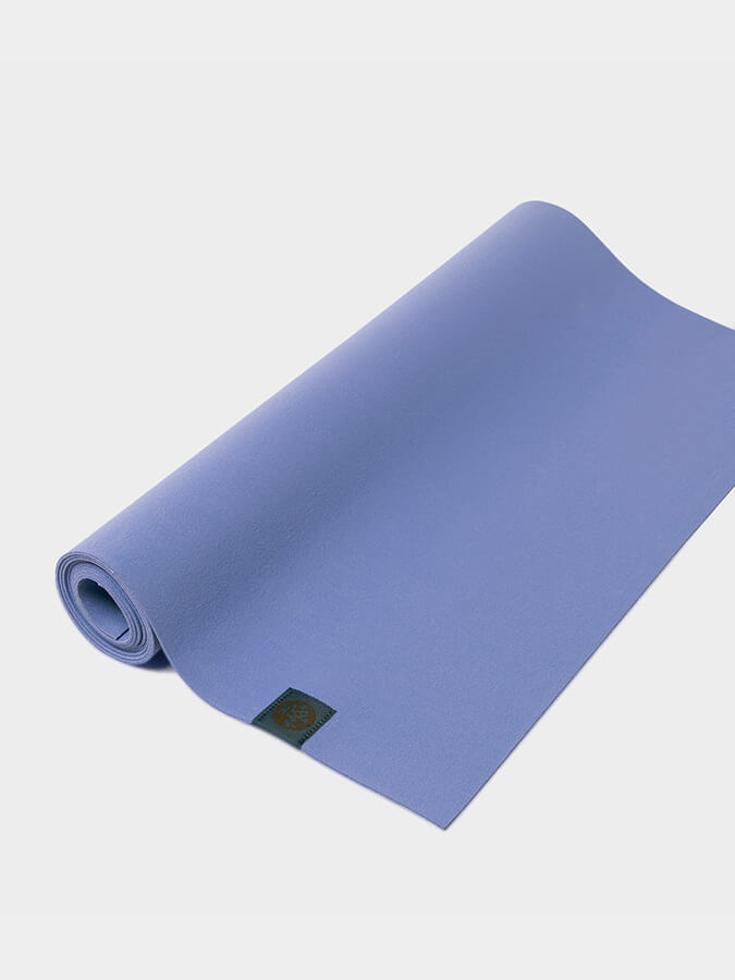 Manduka eKO SuperLite Travel Yoga Mat 1.5mm - Eco-Friendly & Lightweight for Yoga, Pilates & Travel - Perfect for Home, Studio & Outdoor Workouts