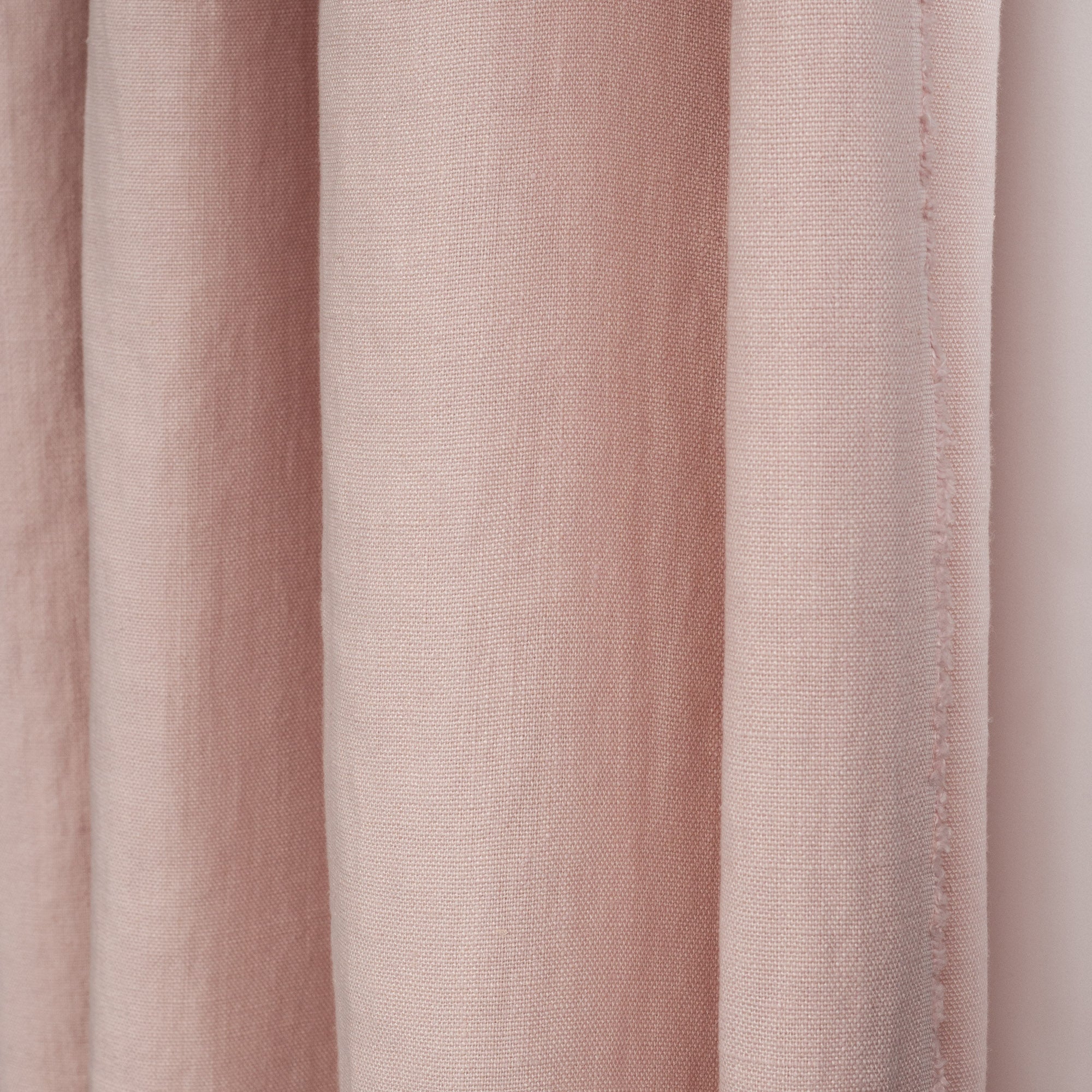 REMNANT Sorrento Fabric - Petal Pink 36