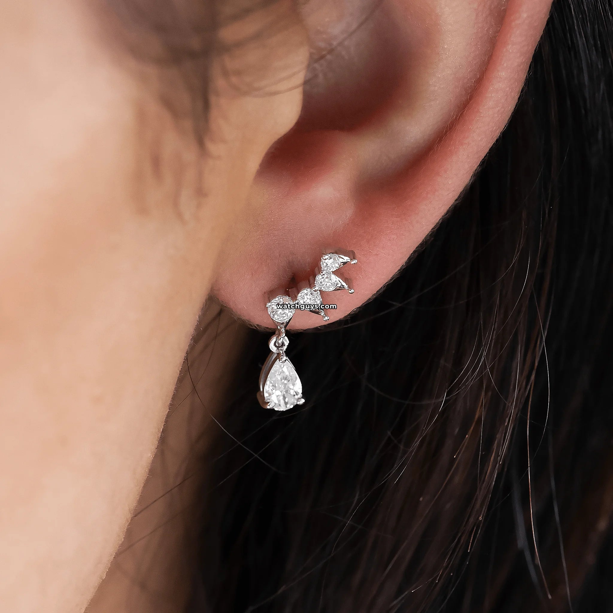18k White Gold Pear Diamond Drop Earrings for Women - Elegant Dangling Earrings for Weddings, Parties & Special Occasions