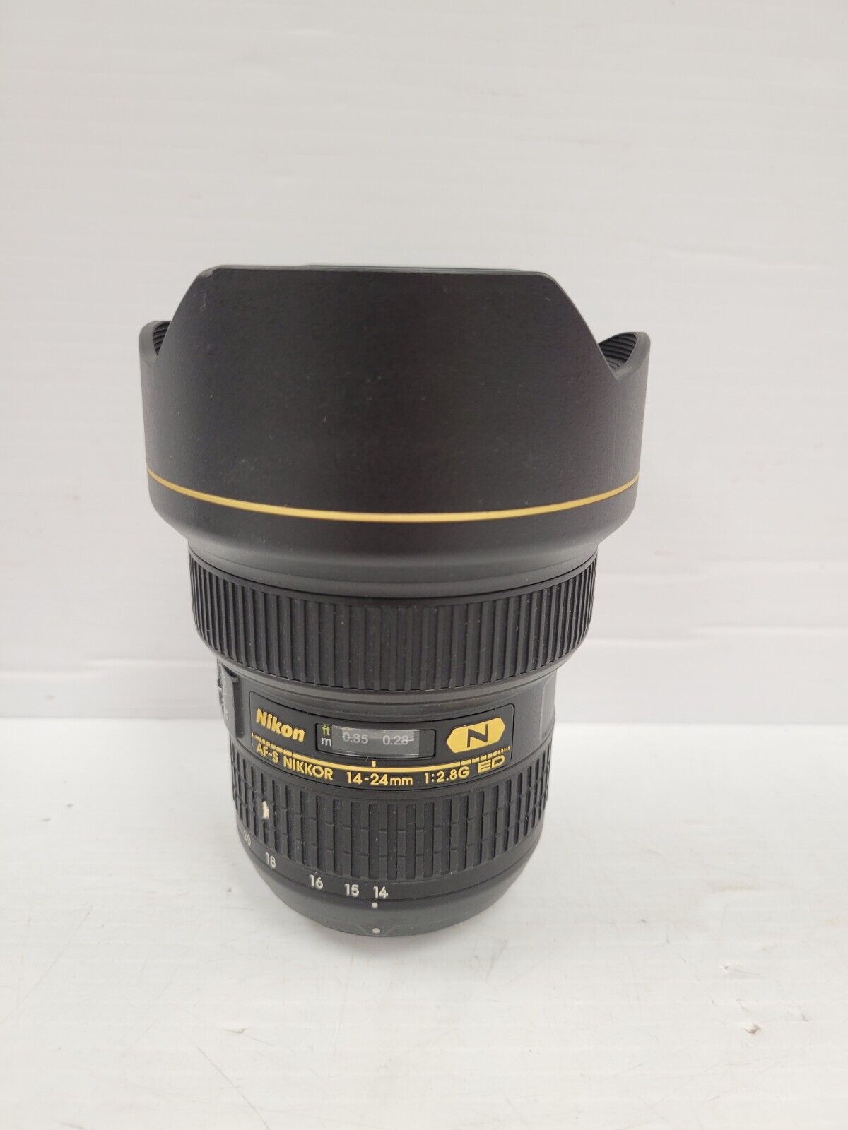 Nikon 14-24mm f/2.8G ED Wide-Angle Zoom Lens for DSLR Cameras - Professional Photography, Landscape & Architecture Shots