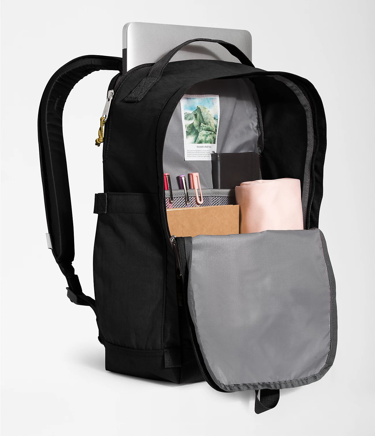 The North Face Berkeley Daypack - Lightweight Hiking Backpack for Men & Women, Durable Water-Resistant Daypack for School, Travel & Outdoor Adventures