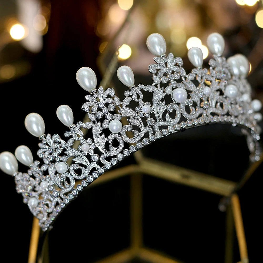 Elegant Pearl Bridal Crown Tiara with Zirconia - Wedding Hair Accessories for Bride, Bridesmaids & Flower Girls - Perfect for Weddings, Prom, Quinceañera & Special Occasions