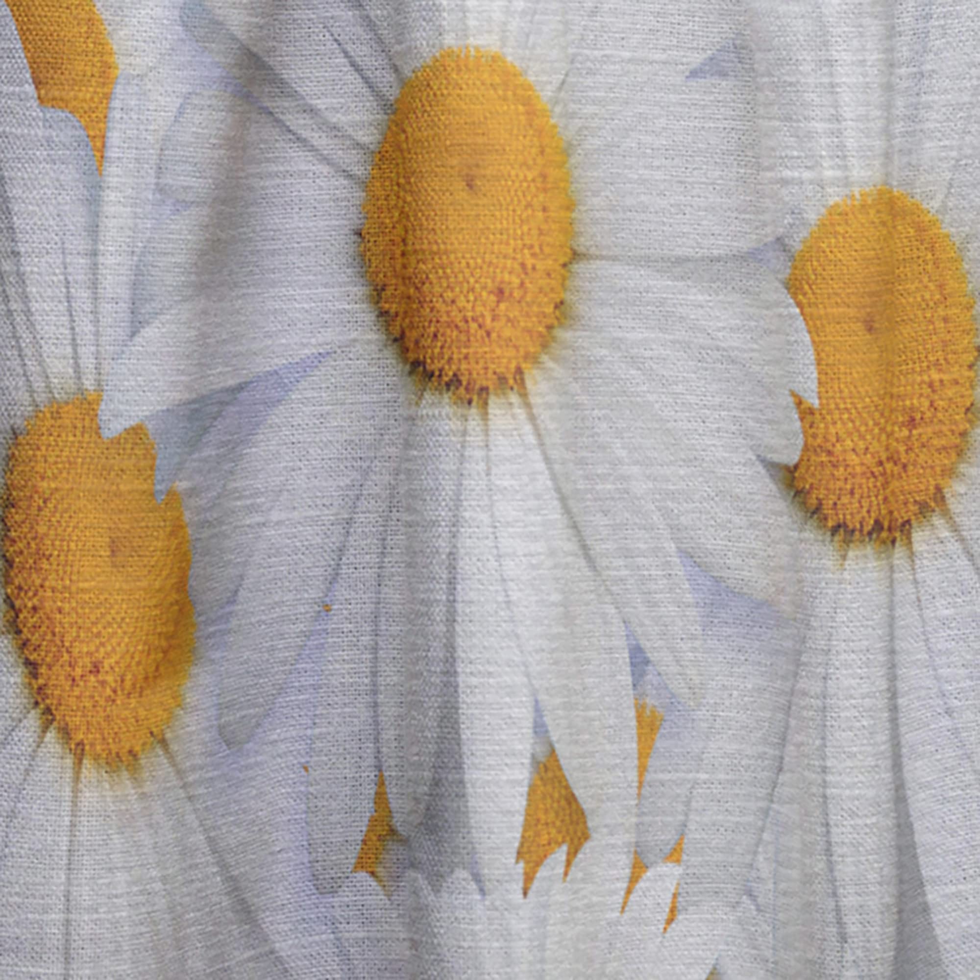 DesignQ Daisy Hearts Close-ups Thermal Insulated Curtains - Single Panel 52x84 - Elegant Window Treatments for Bedroom & Living Room - Perfect for Energy Saving & Light Control