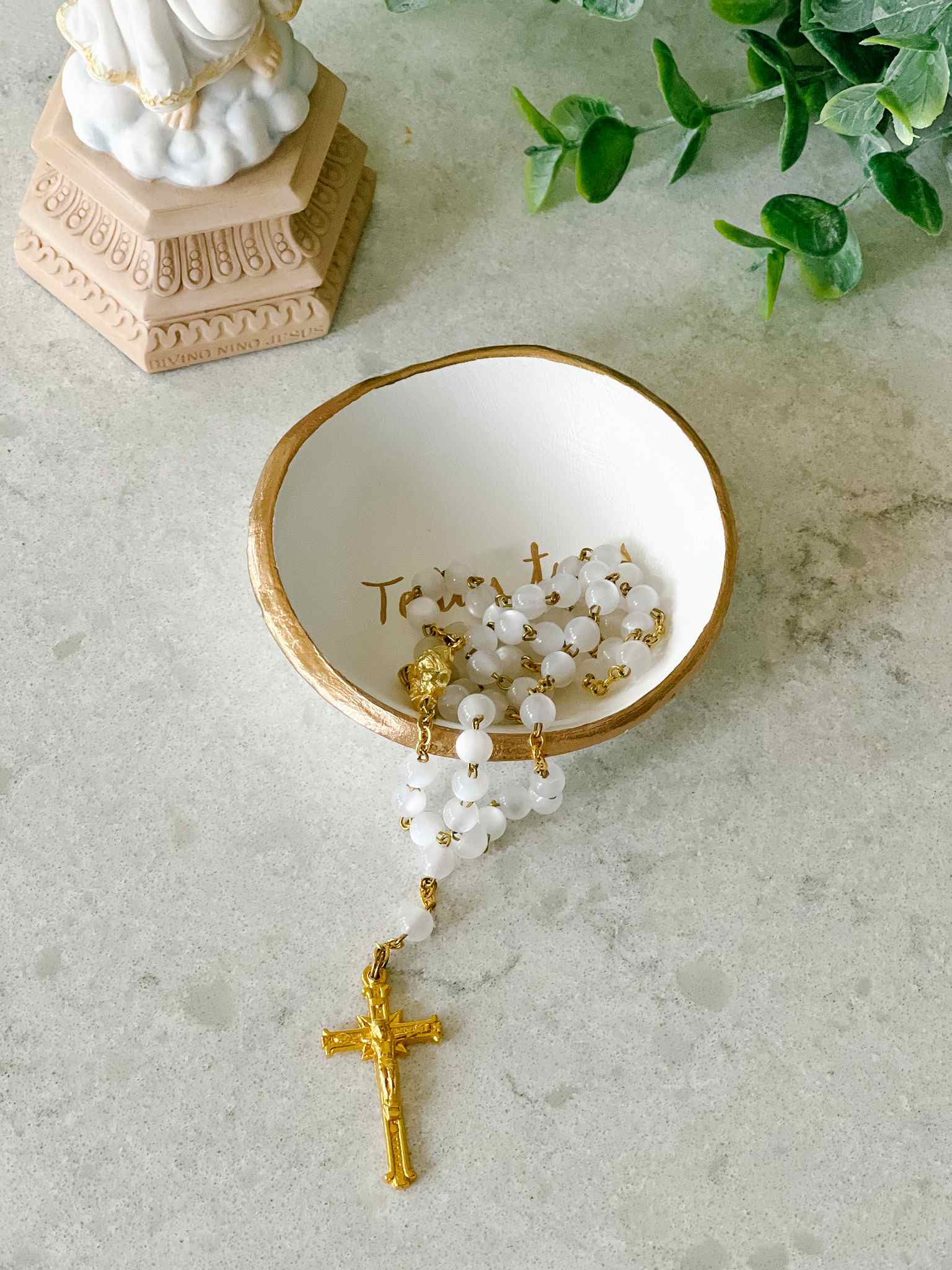 Totus Tuus Rosary Dish - Elegant Religious Home Decor for Prayer & Meditation | Perfect for Church, Gifts & Personal Devotion