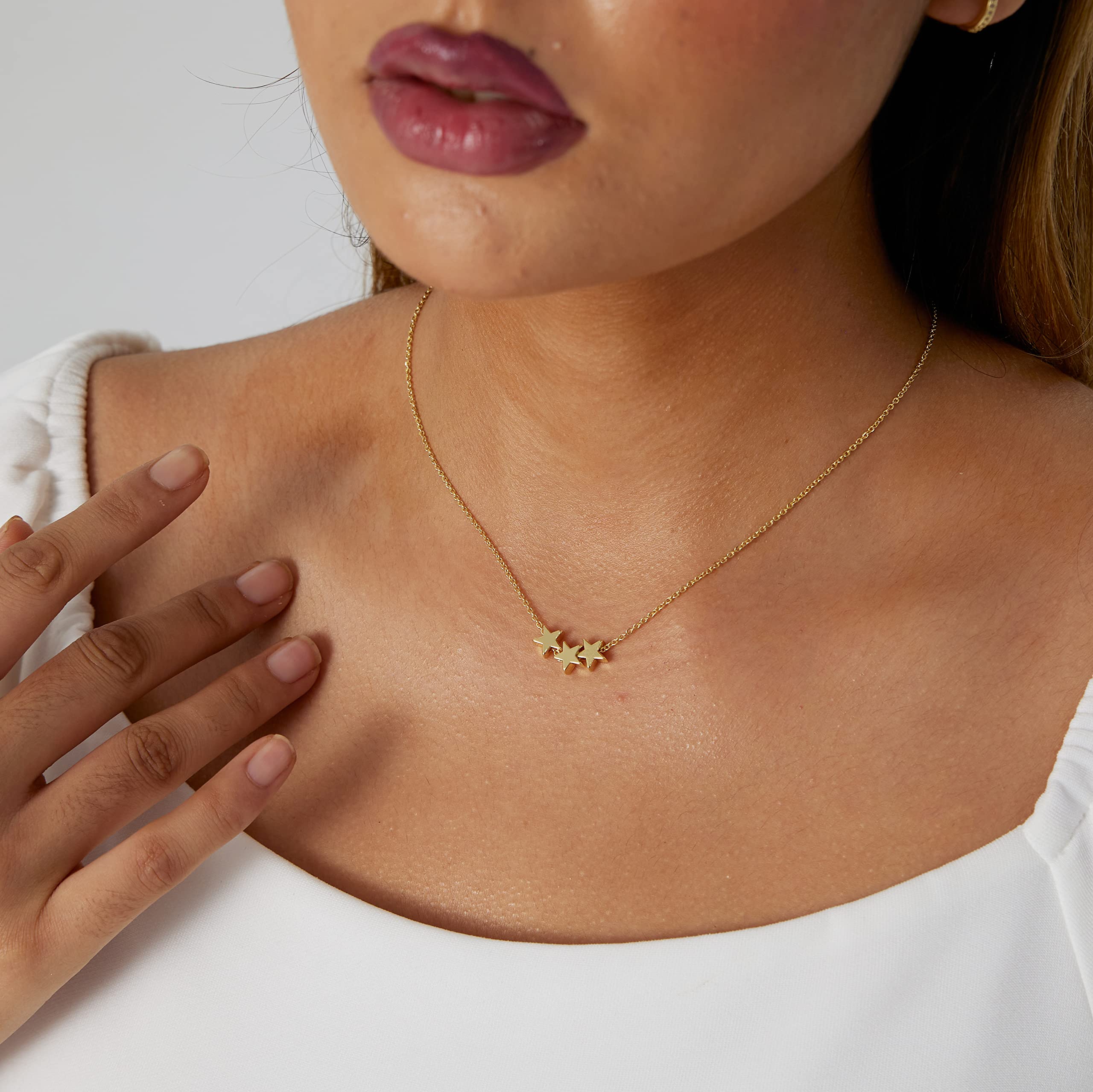Tasiso 14K Gold Moon and Star Pendant Necklace for Women - Dainty Crescent Moon with Tiny Star Charm Minimalist Jewelry - Perfect for Everyday Wear, Gift Giving & Special Occasions