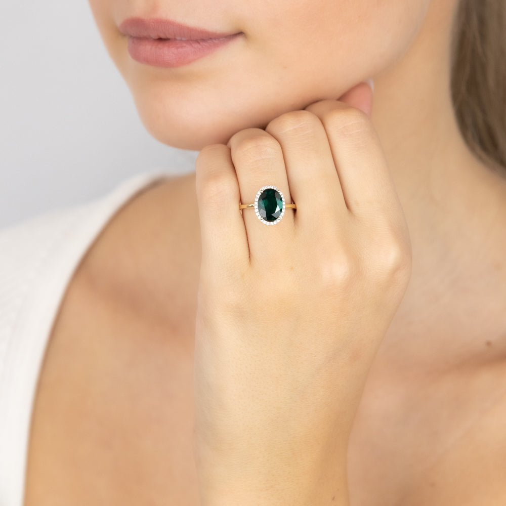 9ct Yellow Gold 2.9 Carat Lab-Created Emerald & 28 Cubic Zirconia Ring for Women - Elegant Wedding, Engagement & Anniversary Jewelry Gift