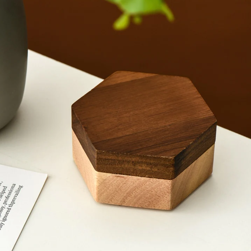 Premium Cana 2-Tone Wooden Ashtray for Cigars & Cigarettes - Elegant Home Decor & Smoking Accessory for Indoor/Outdoor Use