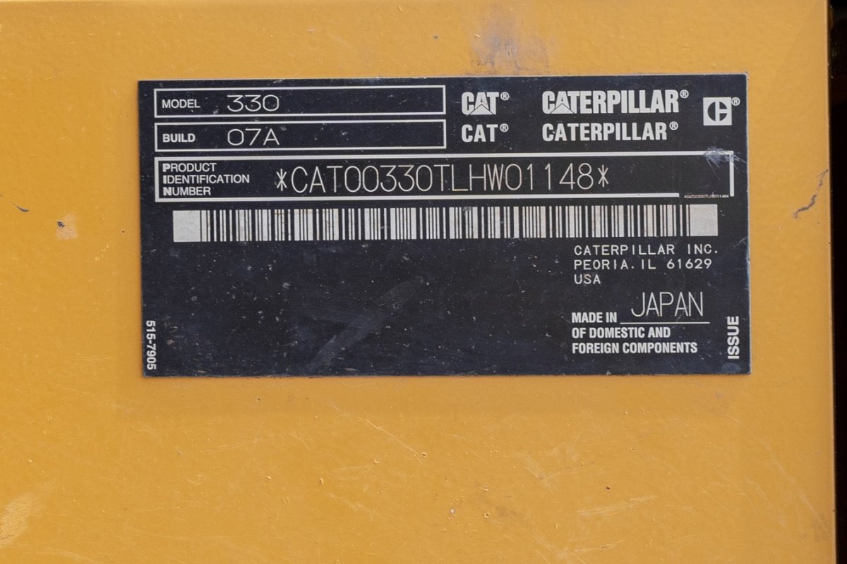Caterpillar 2019 Pontoon Super Long Reach Excavator - 3825 Hours | Heavy Duty Construction Equipment for Dredging & Marine Projects
