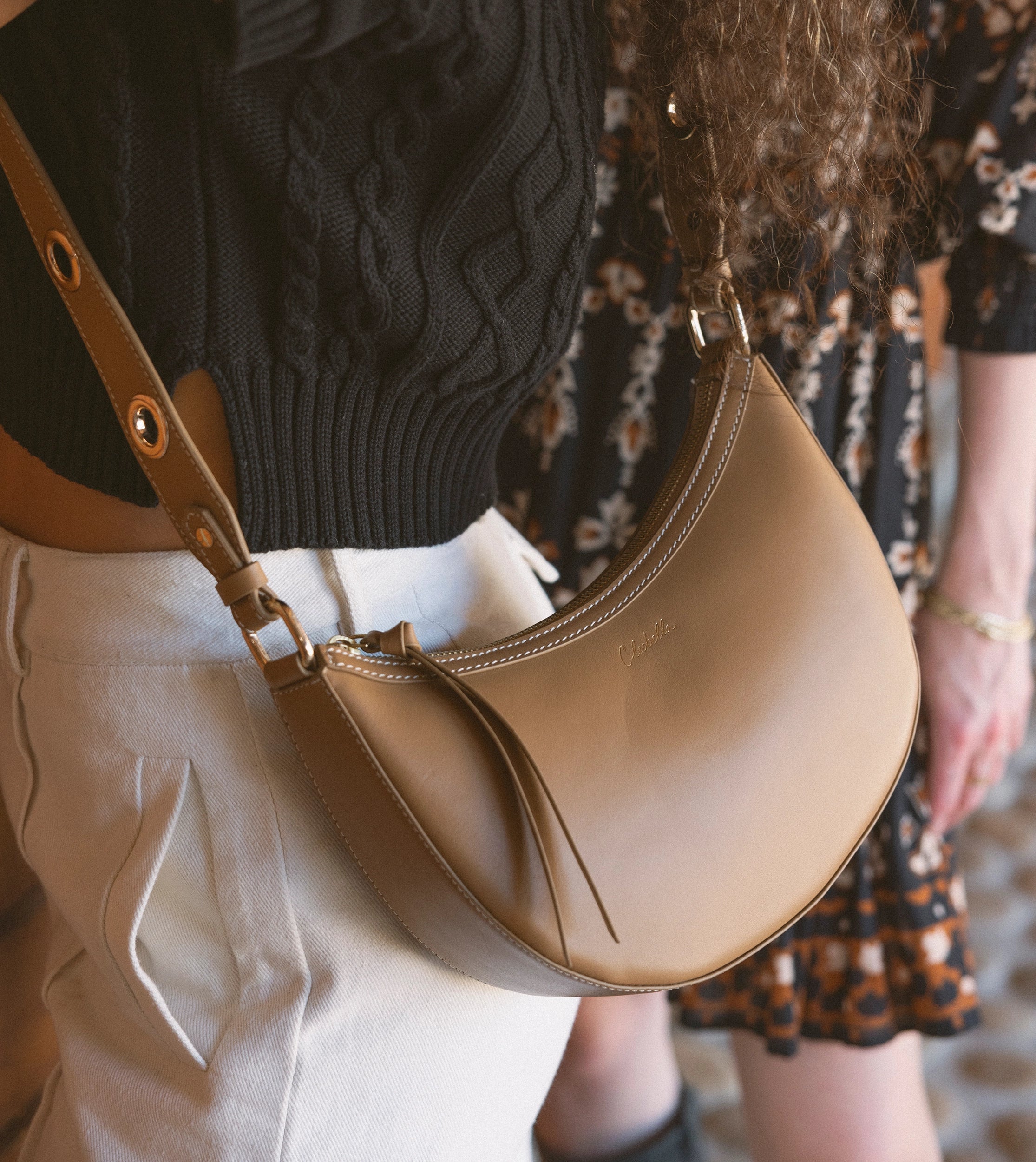 Lyon Crossbody Bag in Caramel Brown - Stylish Leather Purse for Women, Perfect for Everyday Use, Travel & Shopping