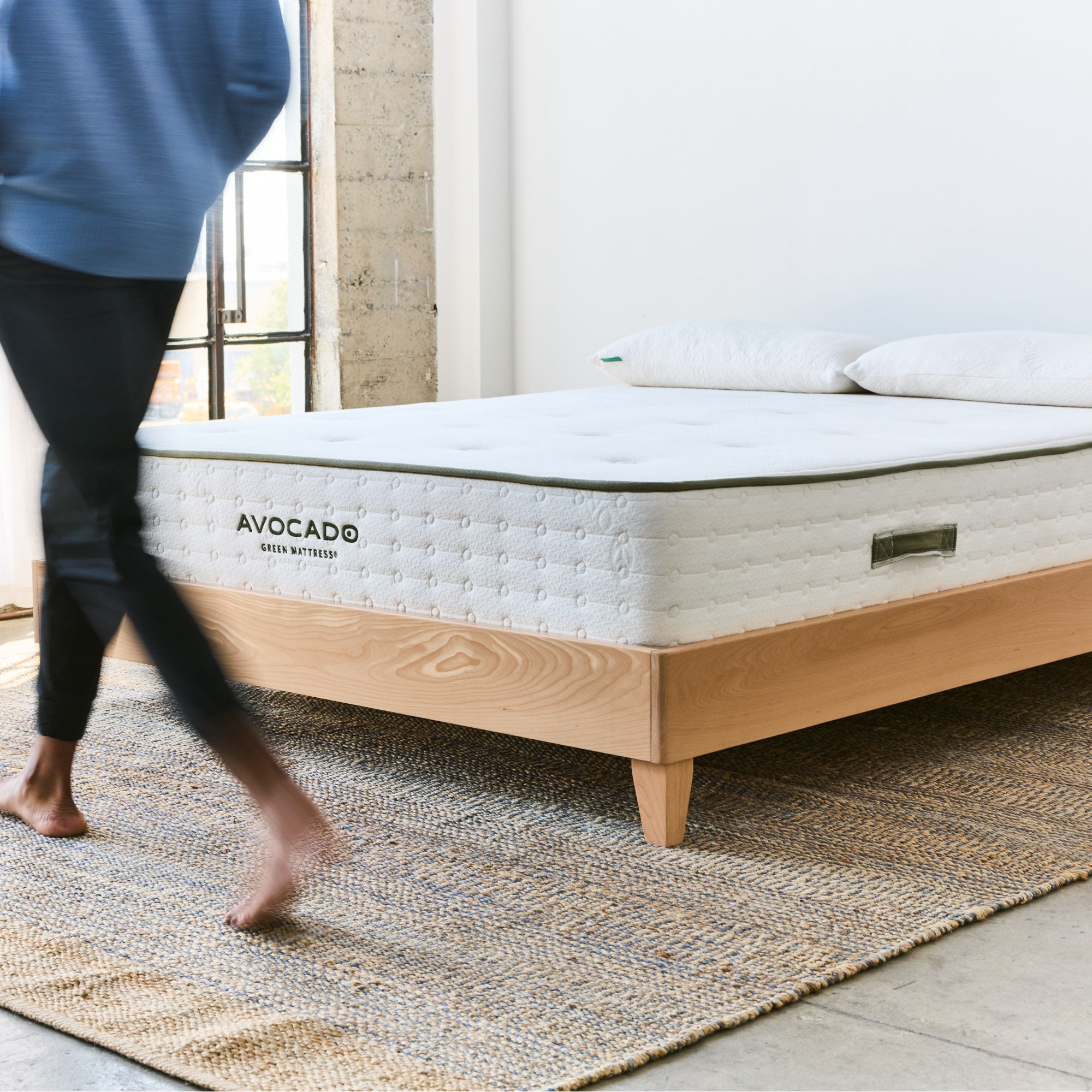 Modern City Bed Frame - Queen Size Platform Bed with Wooden Slats & Headboard - Perfect for Small Apartments, Urban Living & Guest Rooms