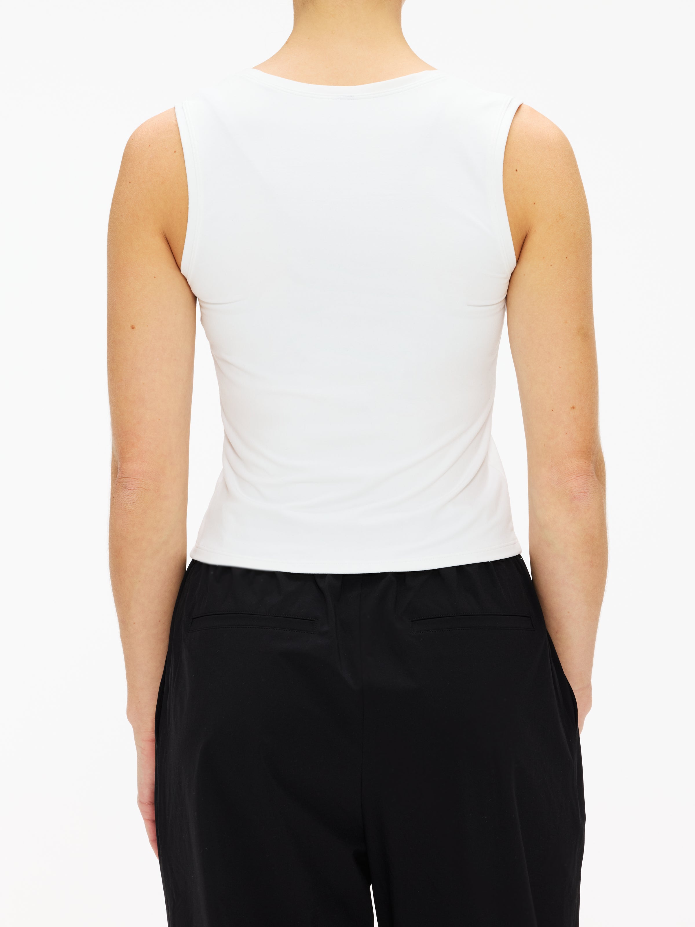Vuori Halo Essential Scoop Tank Top for Women - Soft Breathable Workout Shirt - Yoga, Running, Gym & Casual Wear