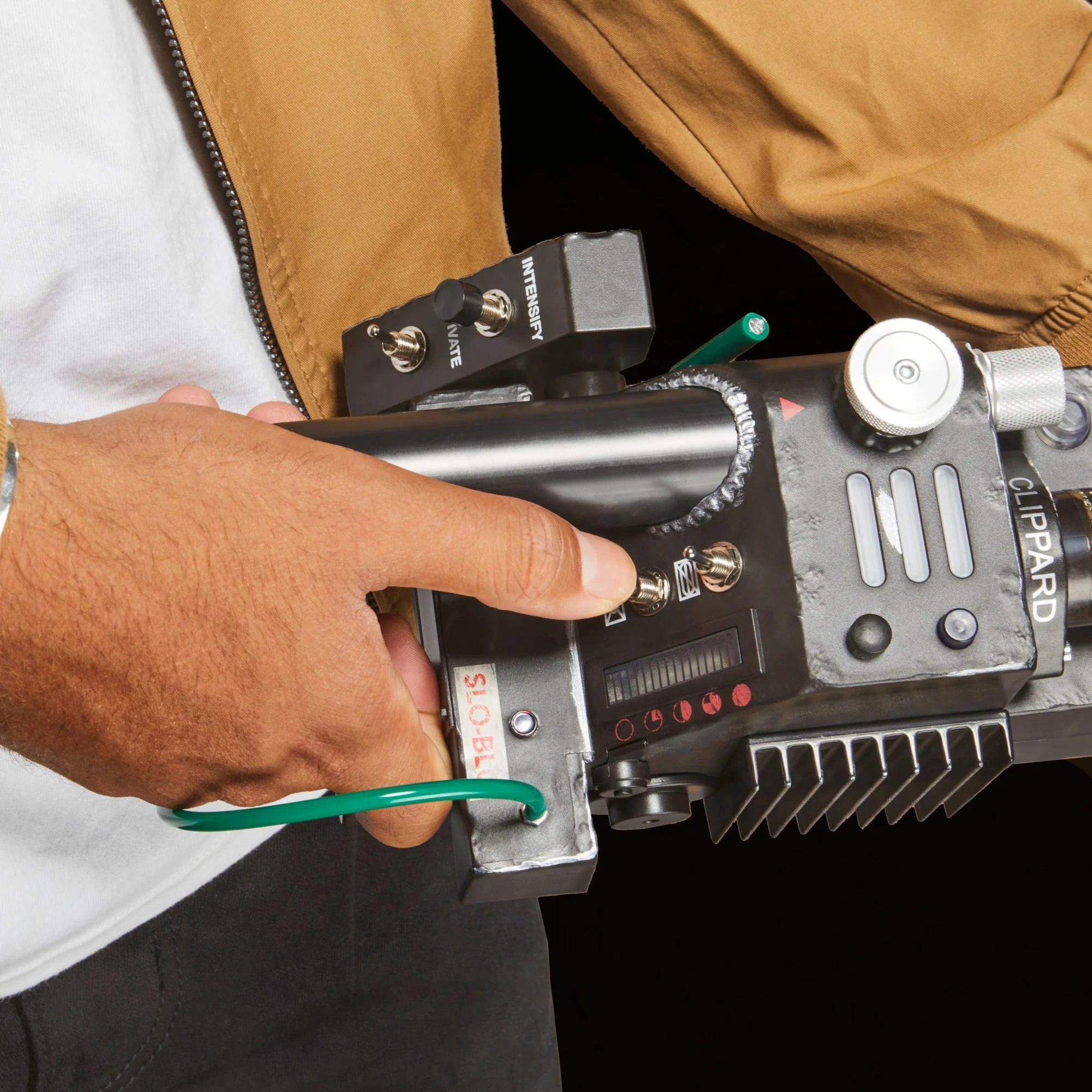 Hasbro Ghostbusters Plasma Series Neutrona Wand (1984) Prop Replica - Official Ghostbusters Movie Collectible for Fans & Cosplay - Perfect for Halloween Costumes, Comic Con, and Display Collections