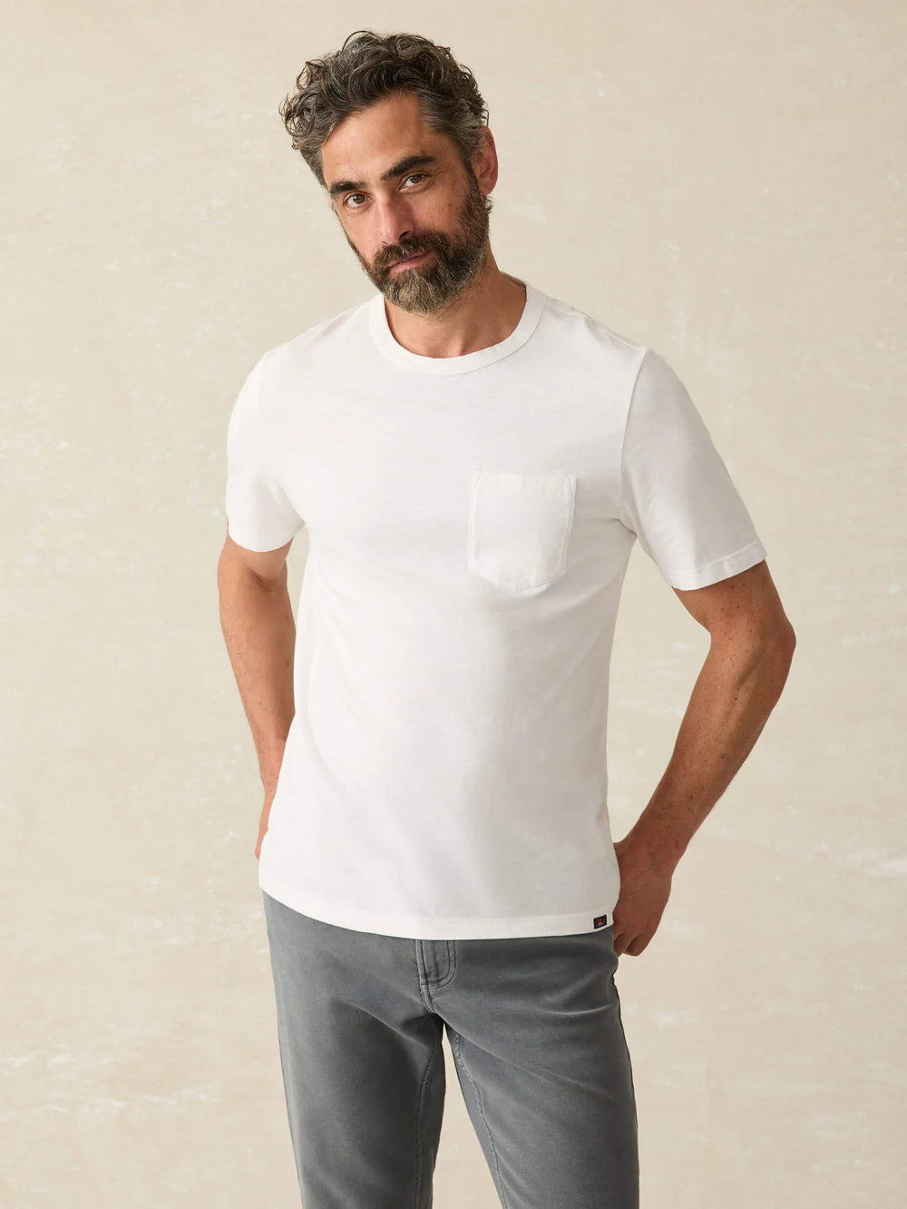FAHERTY Men's Sunwashed Pocket Short Sleeve T-Shirt - Soft Cotton Casual Tee for Summer, Beach, and Everyday Wear