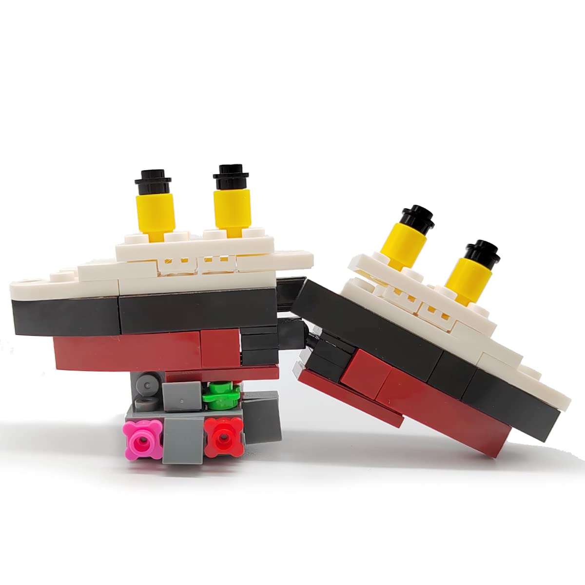 88pcs MOC Titanic Ship Building Blocks Set - Break in Half Design, STEM Educational Construction Toy for Kids & Adults | Perfect for Birthday Gifts, School Projects & Collector Displays