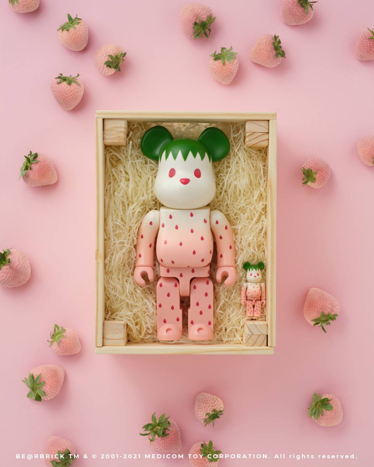 BE@RBRICK X CLOT Strawberry & Yellow Watermelon Collectible Figure - Limited Edition Summer Fruits Series - Perfect for Home Display, Office Decor, and Gift Giving