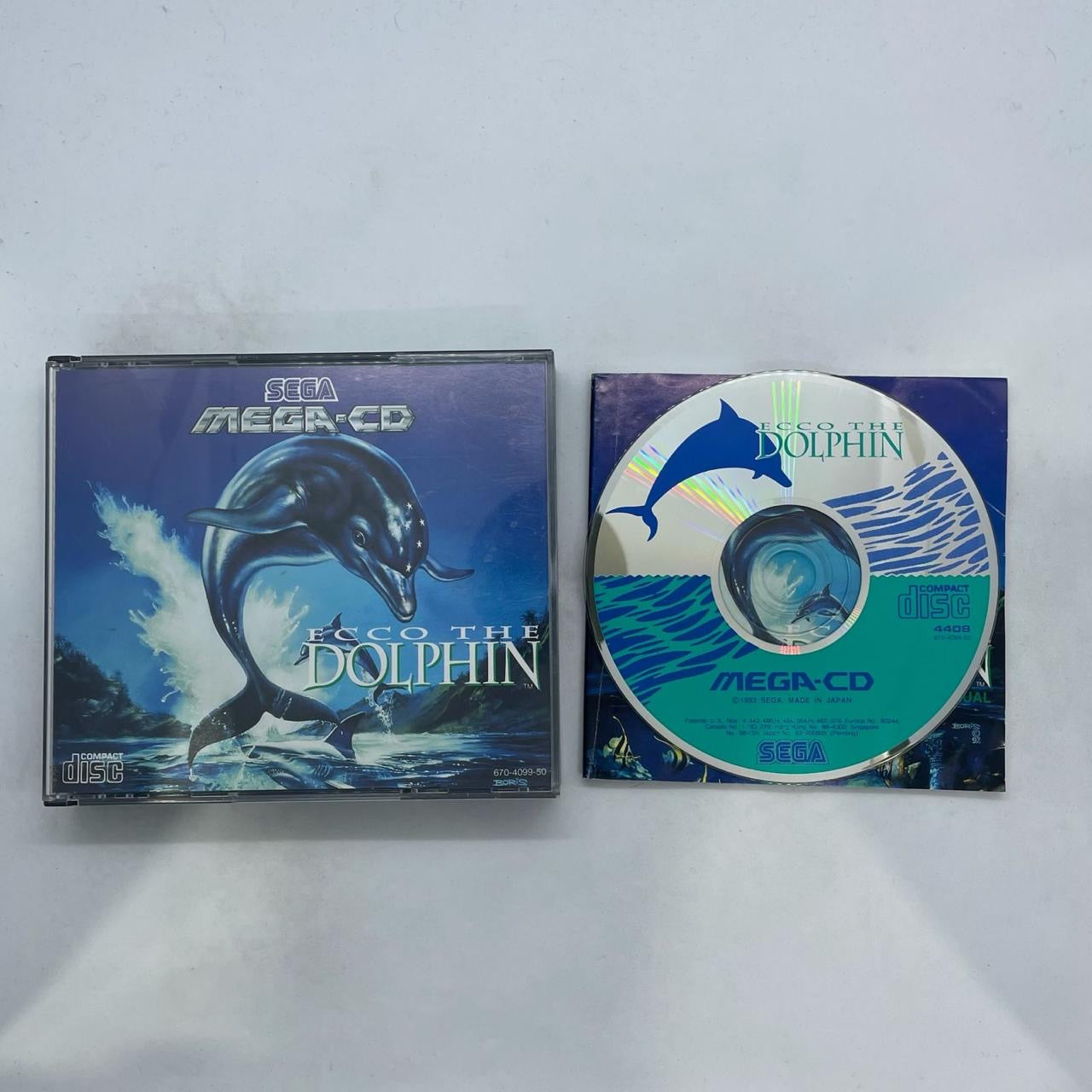 Ecco The Dolphin Sega Mega CD Game with Original Manual - PAL Version - Retro Gaming Collectible for Classic Sega Fans - Perfect for Nostalgic Gaming Nights and Collector's Displays
