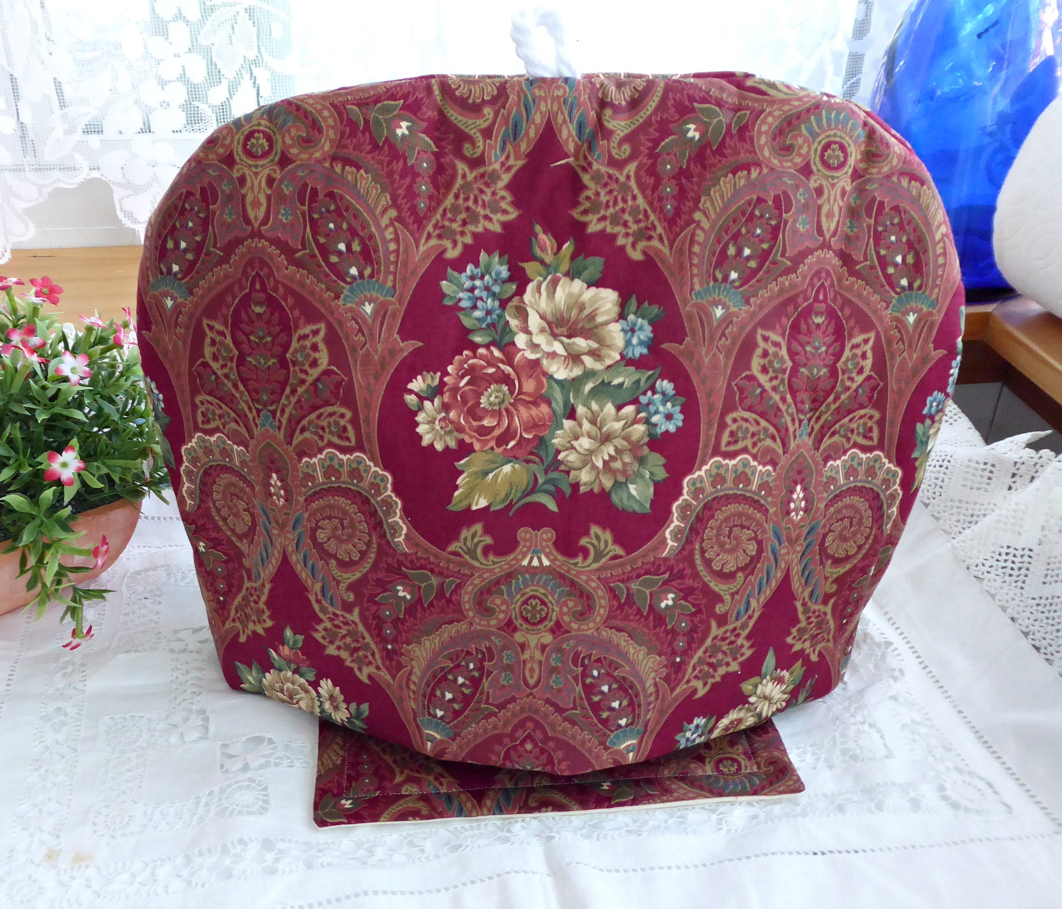 Handmade Red Paisley Floral Tea Cozy with Trivet - Insulated Tea Pot Cover - Perfect for Afternoon Tea, English Tea Parties & Kitchen Decor